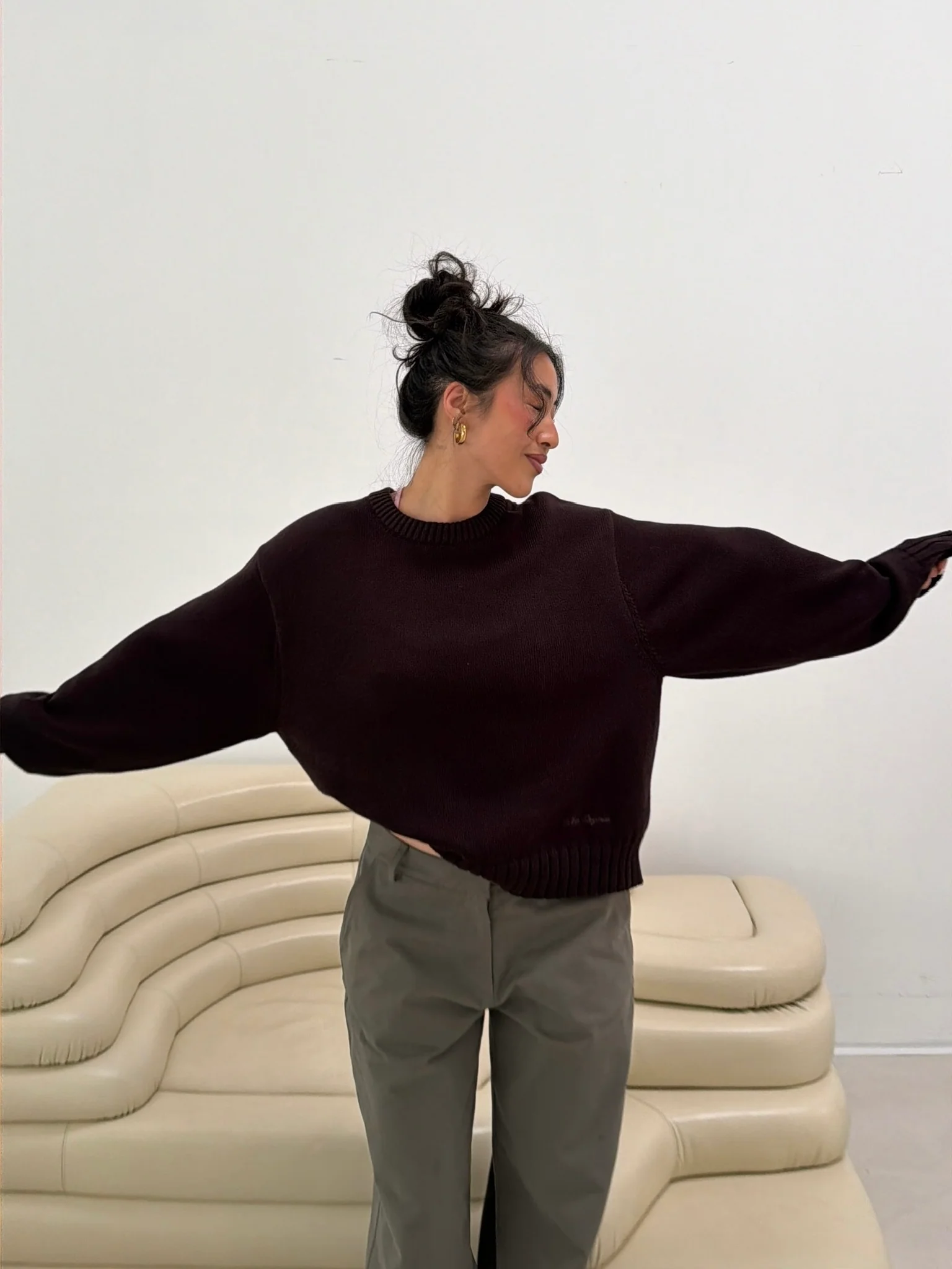 all day light knit sweater chocolate - Image 3