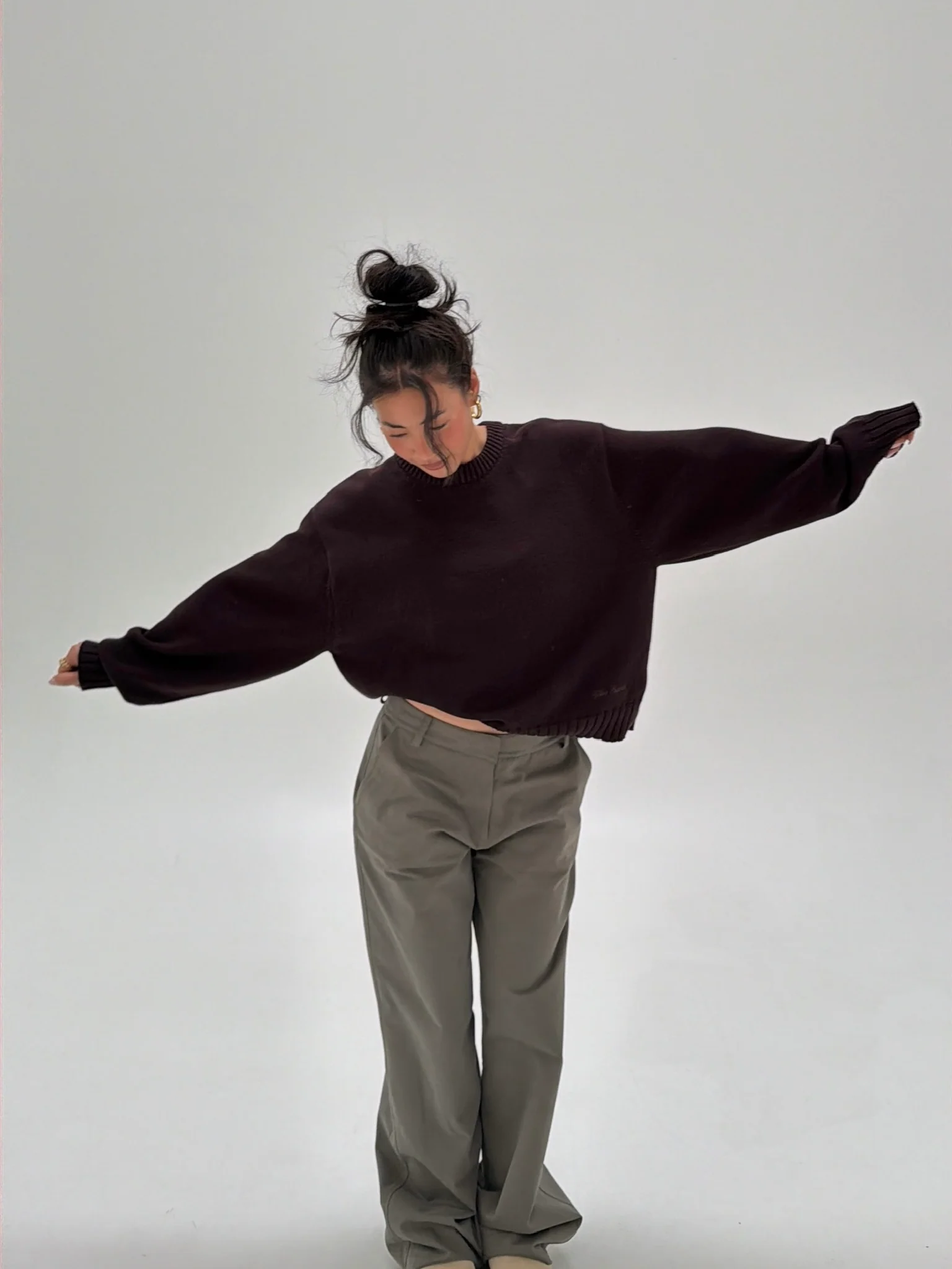 all day light knit sweater chocolate - Image 8