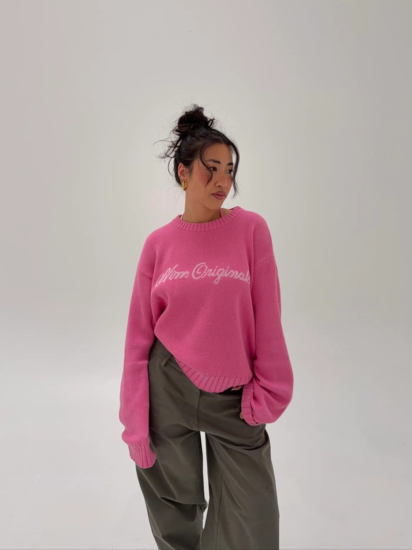 all day light knit sweater logo magenta - Image 6