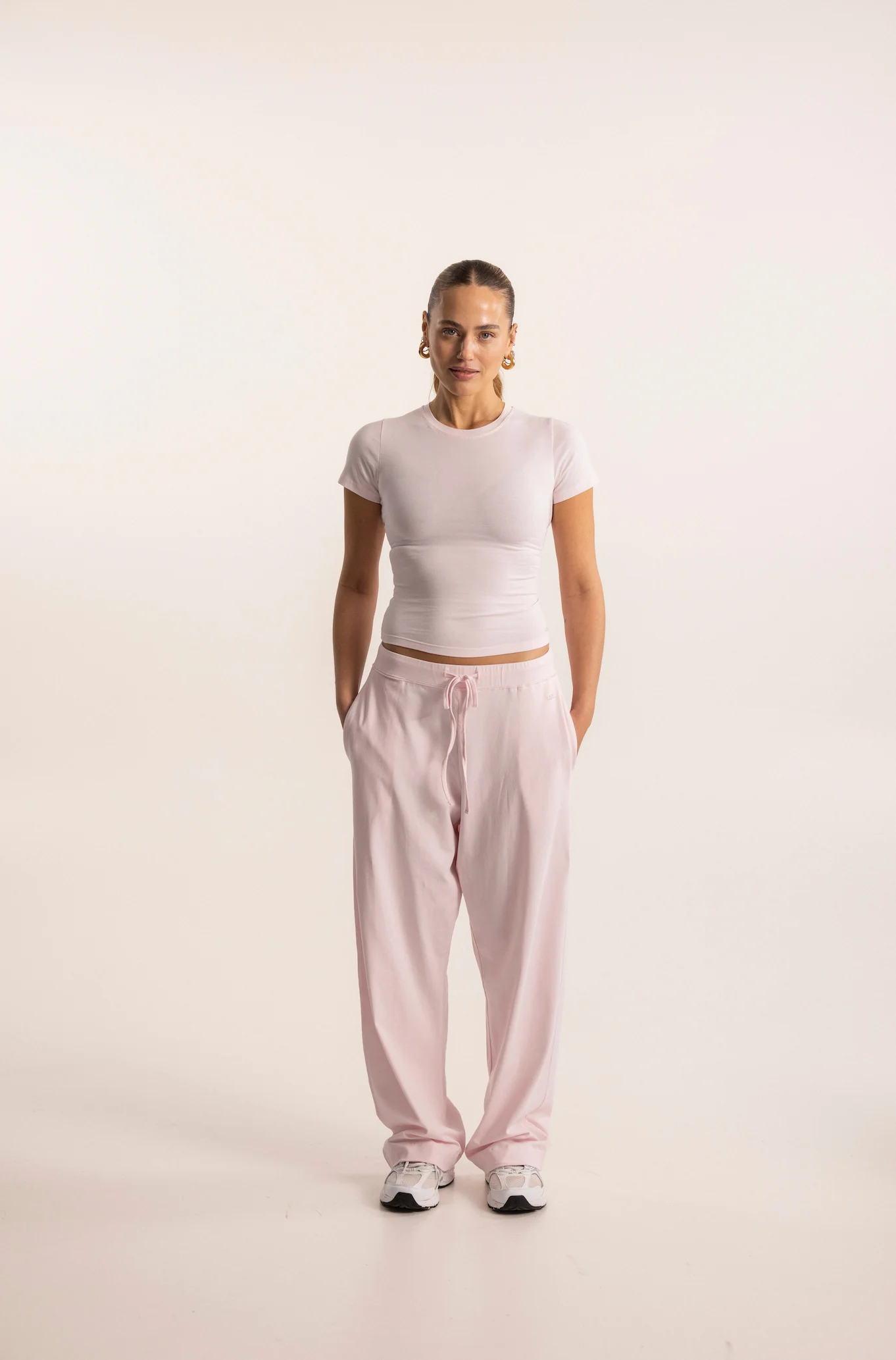 all day sweat pants baby pink - Image 4