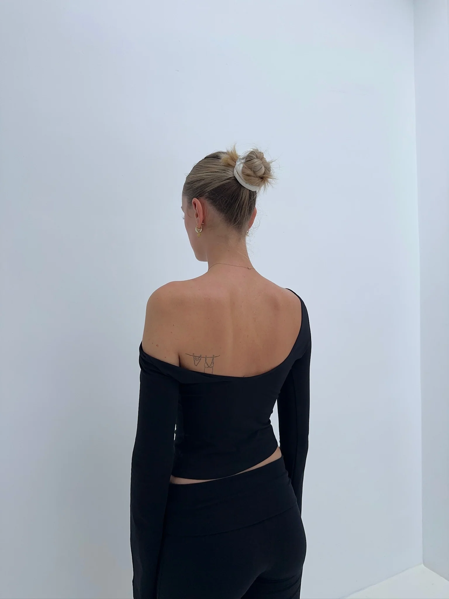 backless longsleeve black - Image 13