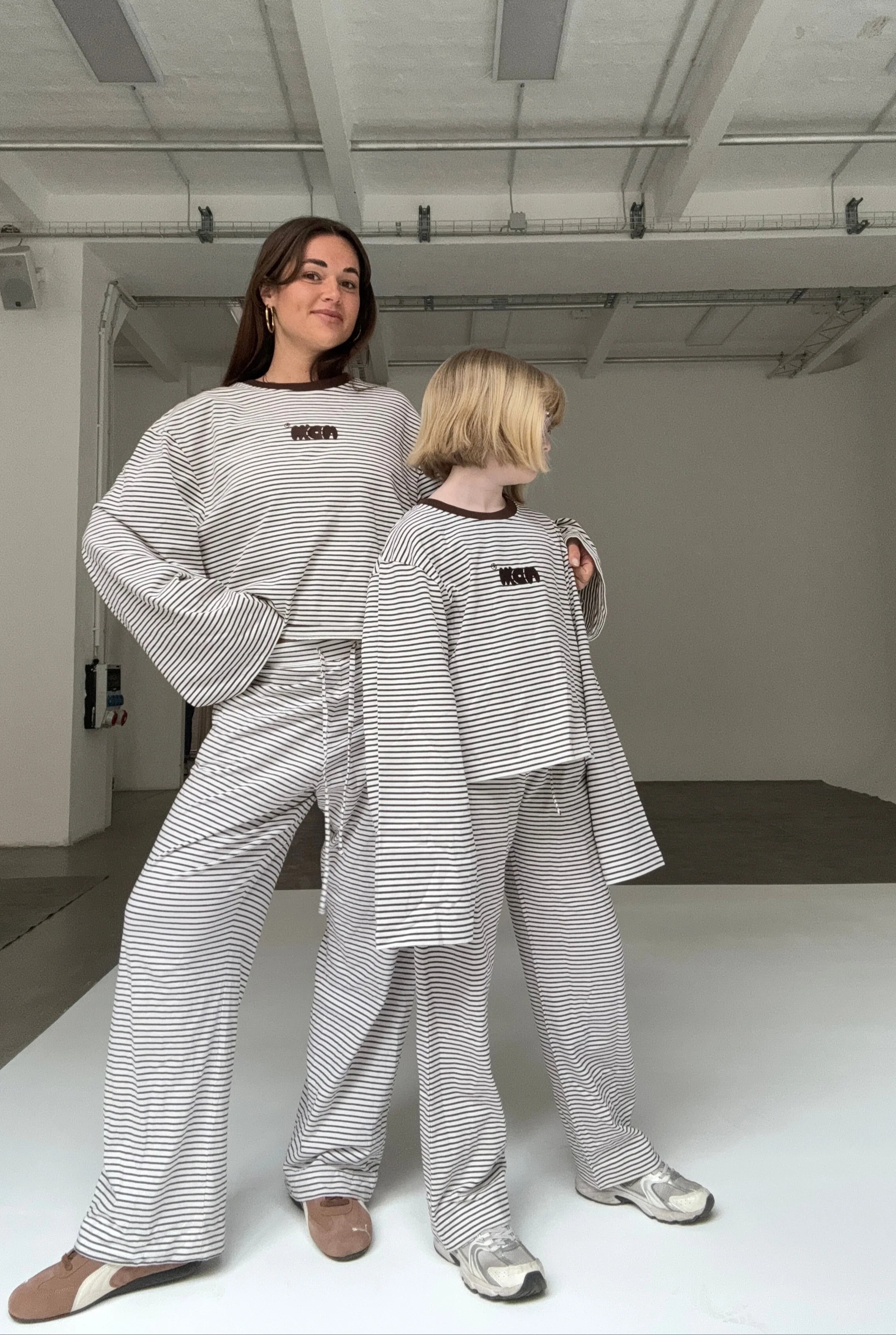 all day sweat pants chocolate cream stripes - Image 5