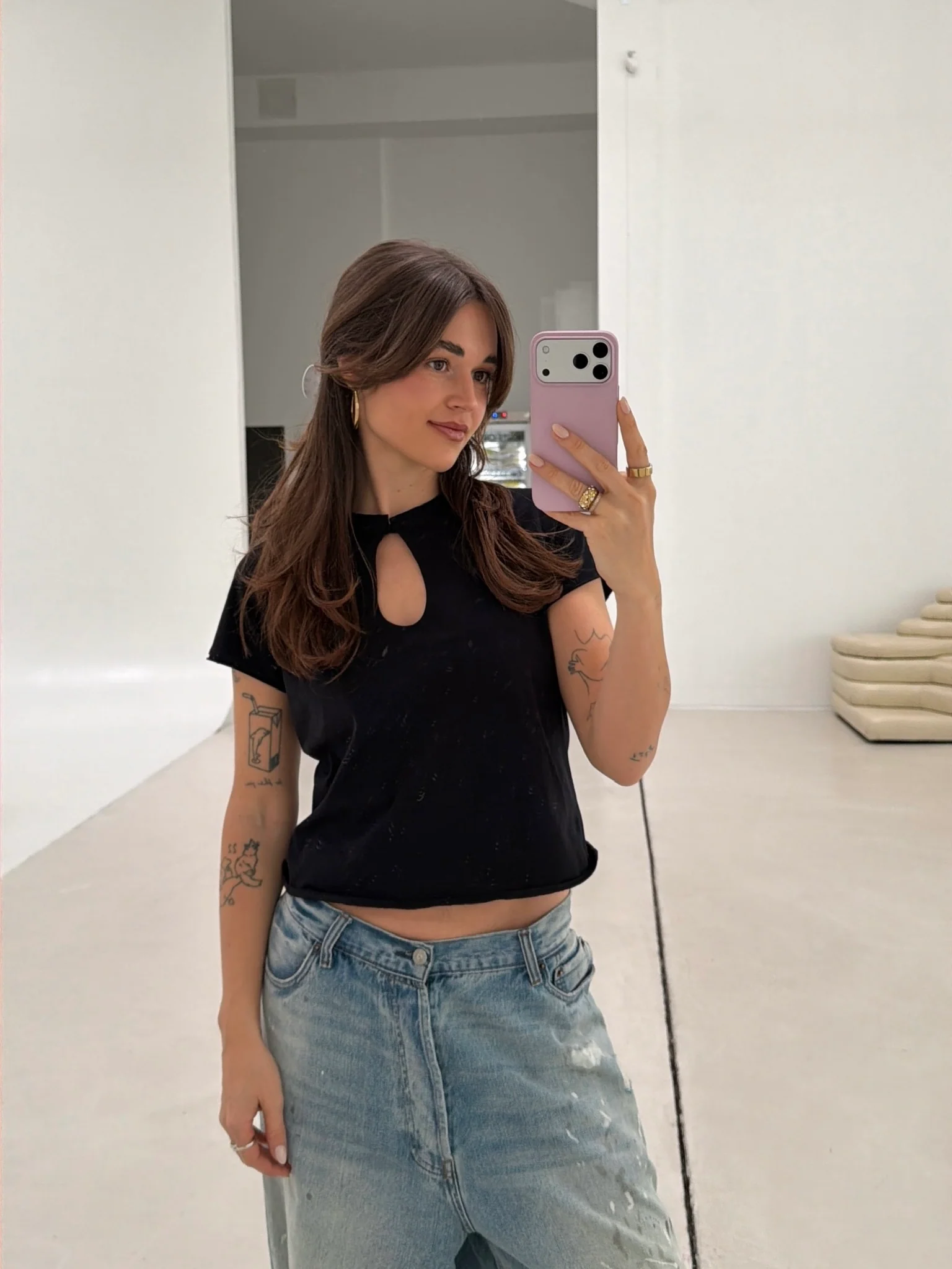 x lethilda cut out tee black - Image 4
