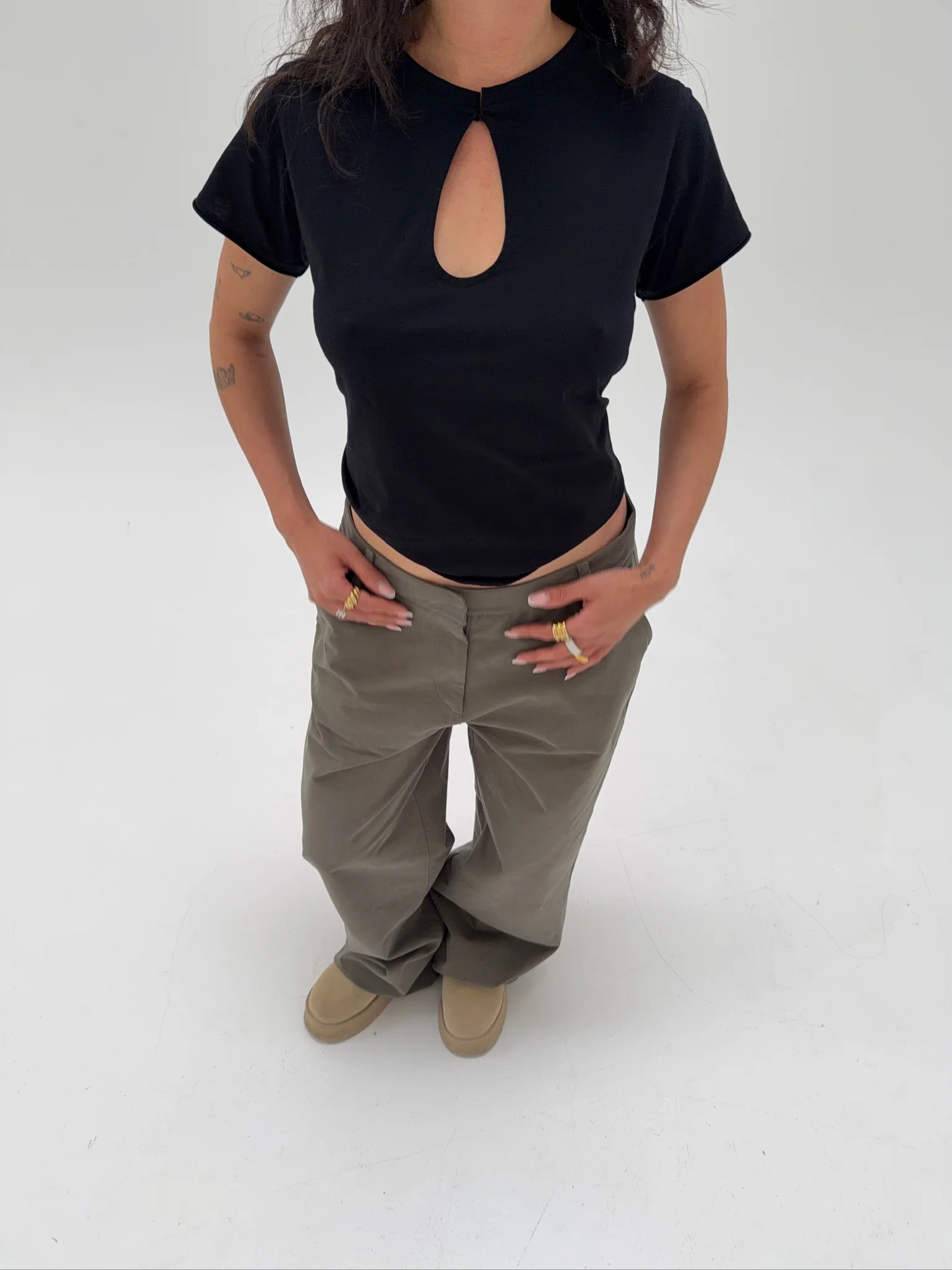 x lethilda cut out tee black - Image 9
