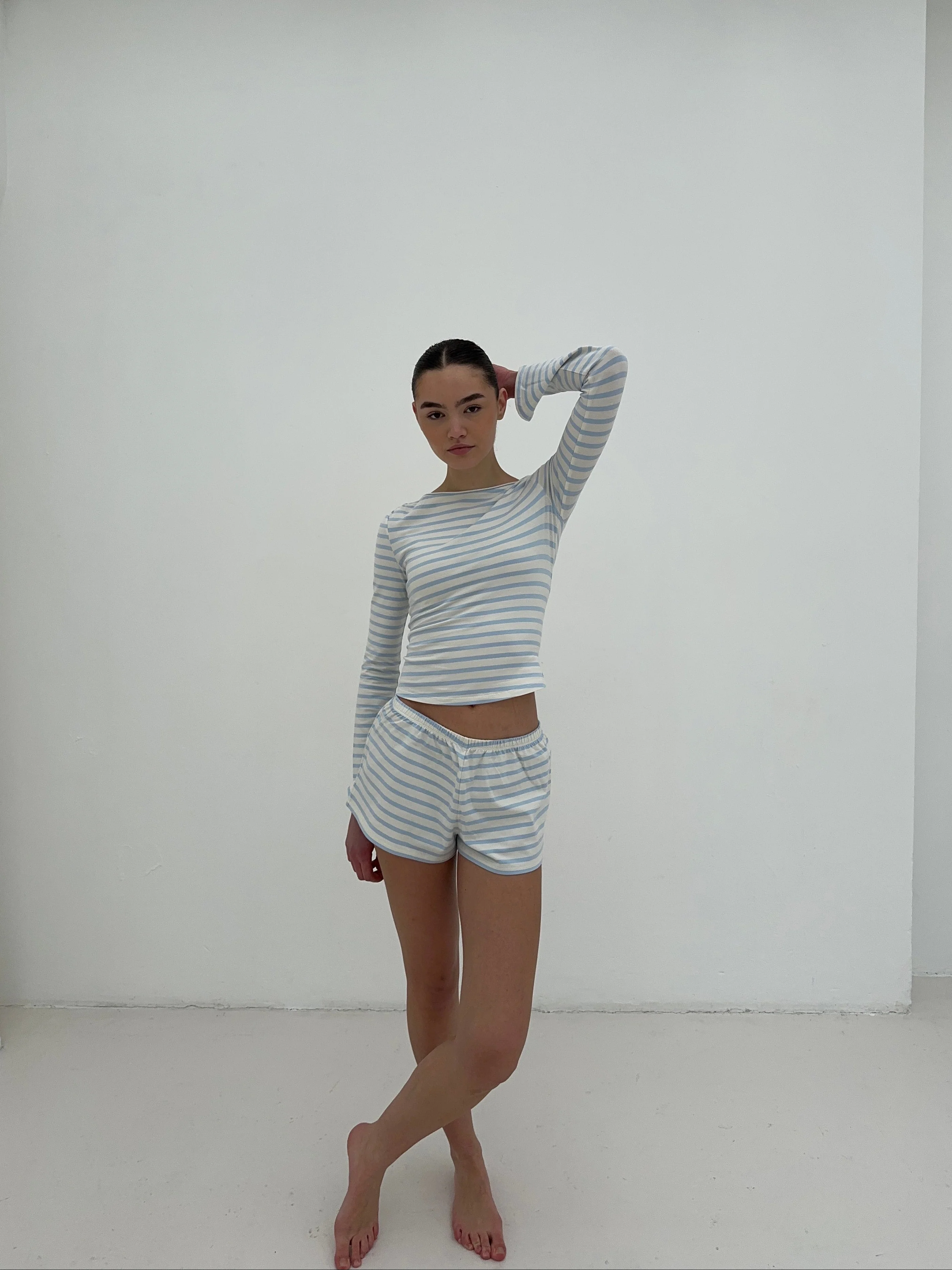 dream shorts cream blue stripes - Image 7