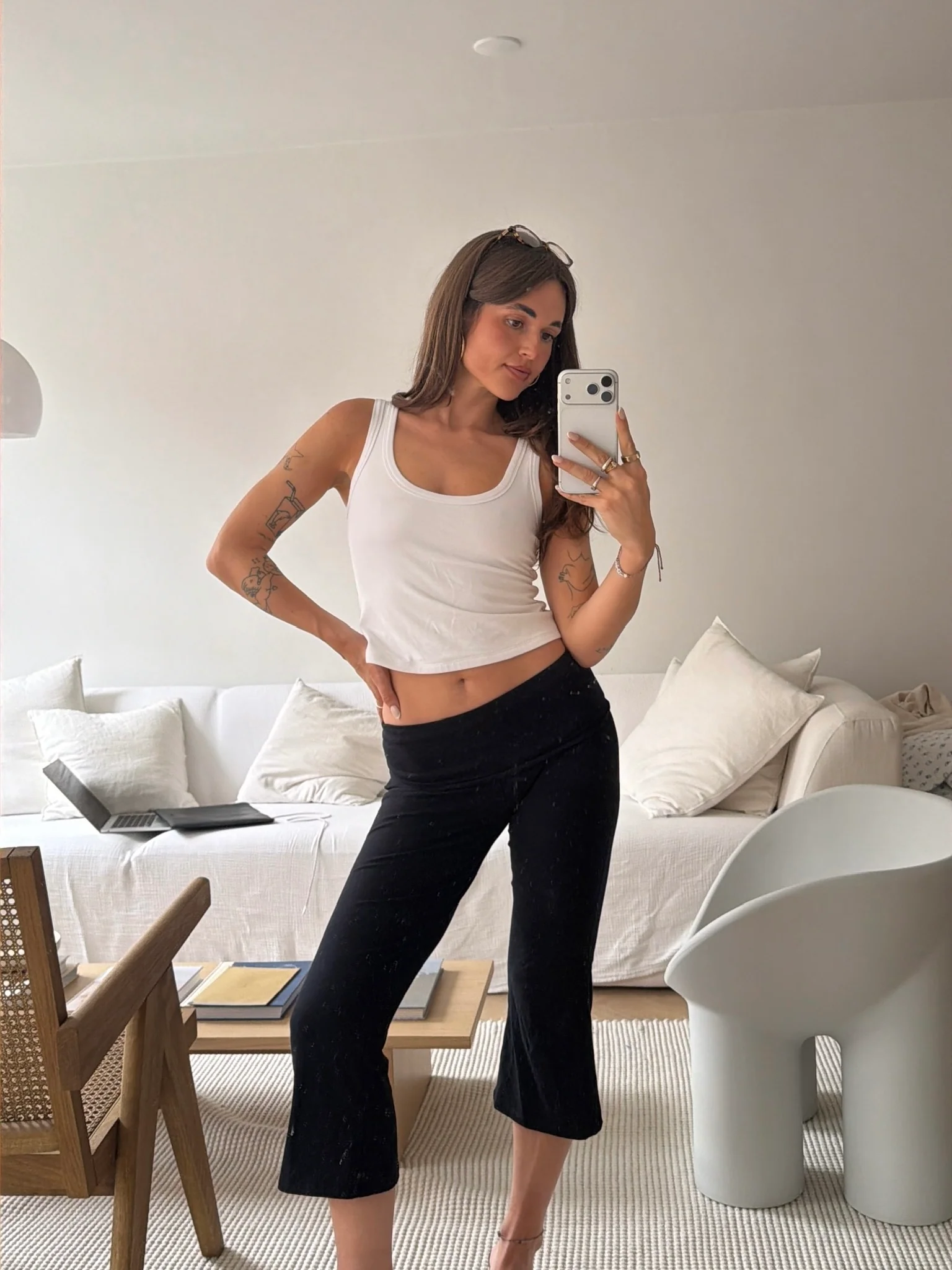 flared capri soft pants black - Image 3