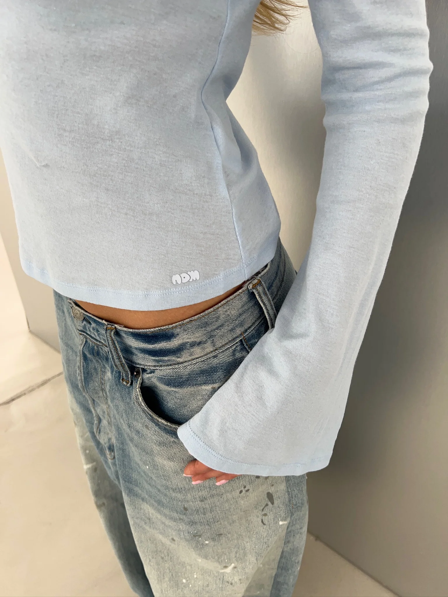 backless flared longsleeve ice blue - Image 7