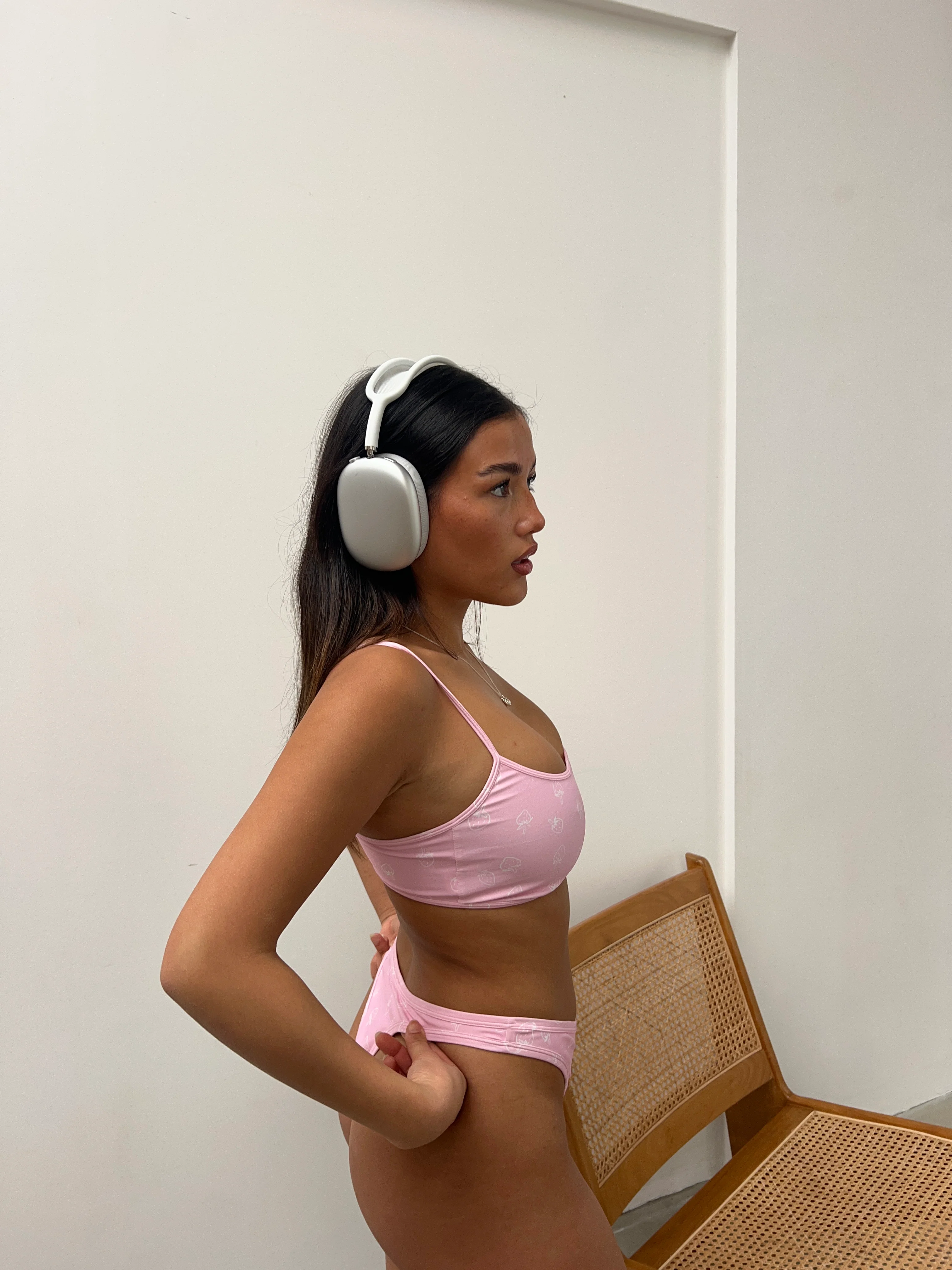 georgia bikini pink berries - Image 3