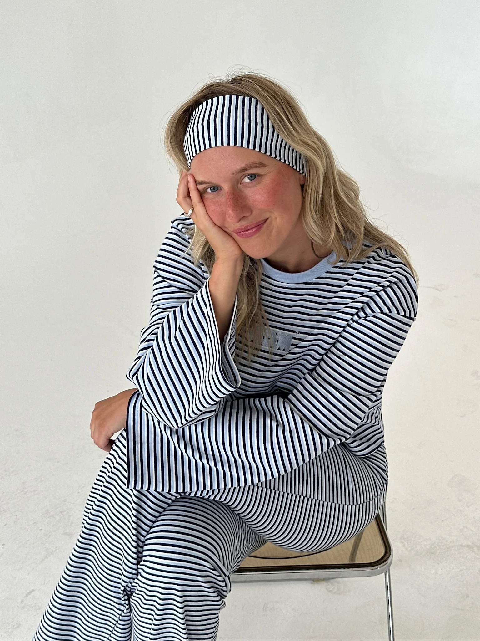 x gesina - hairband blue stripes - Image 7