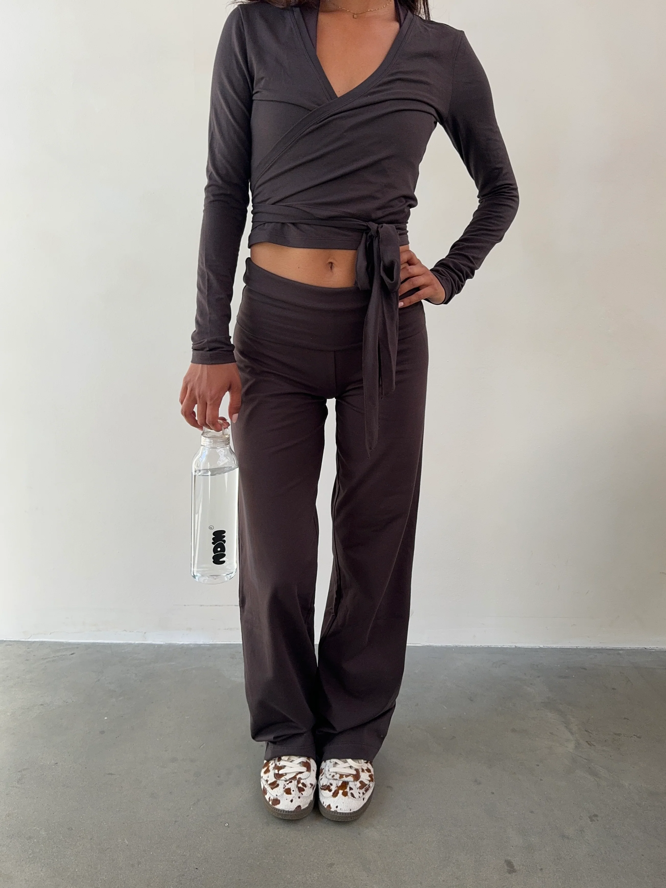 soft pants dark brown - Image 4