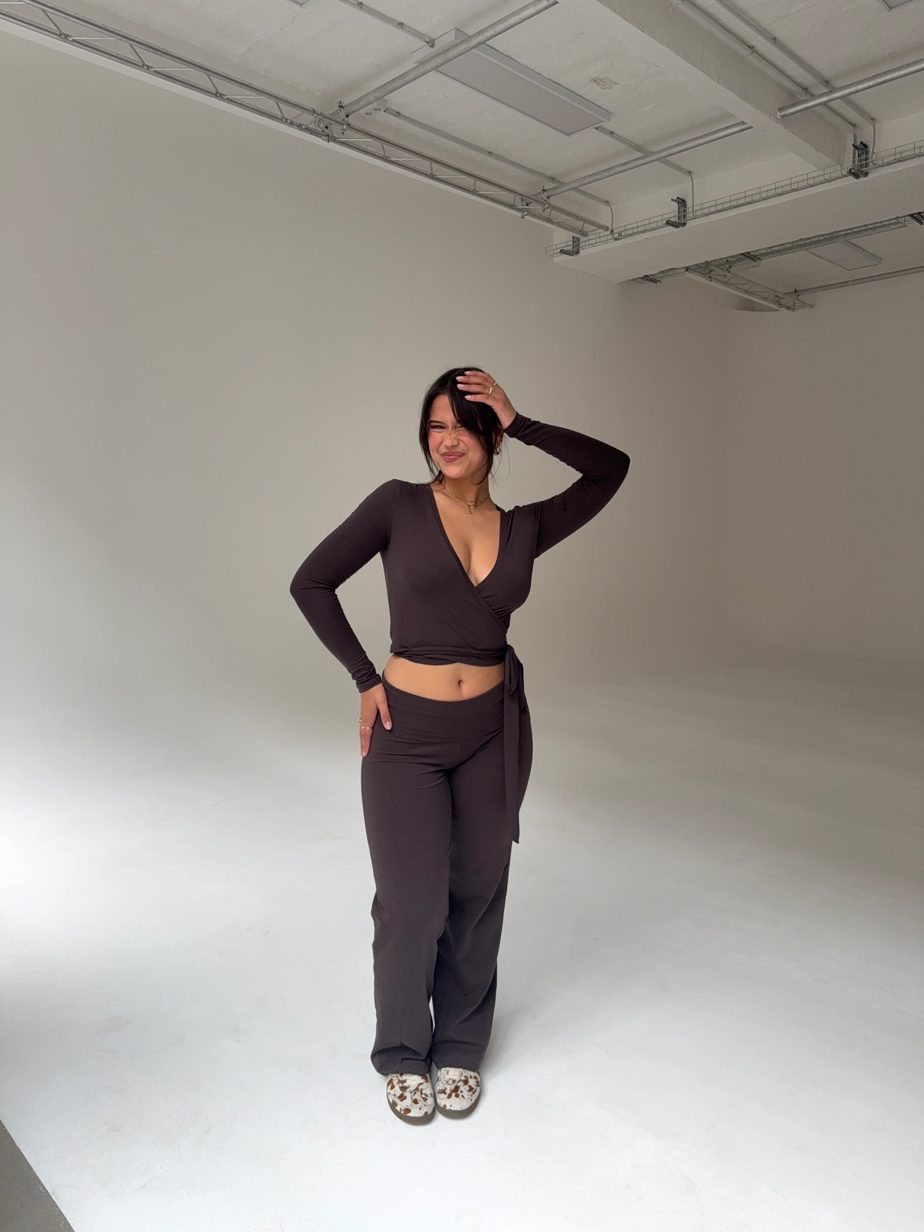 soft pants dark brown - Image 6
