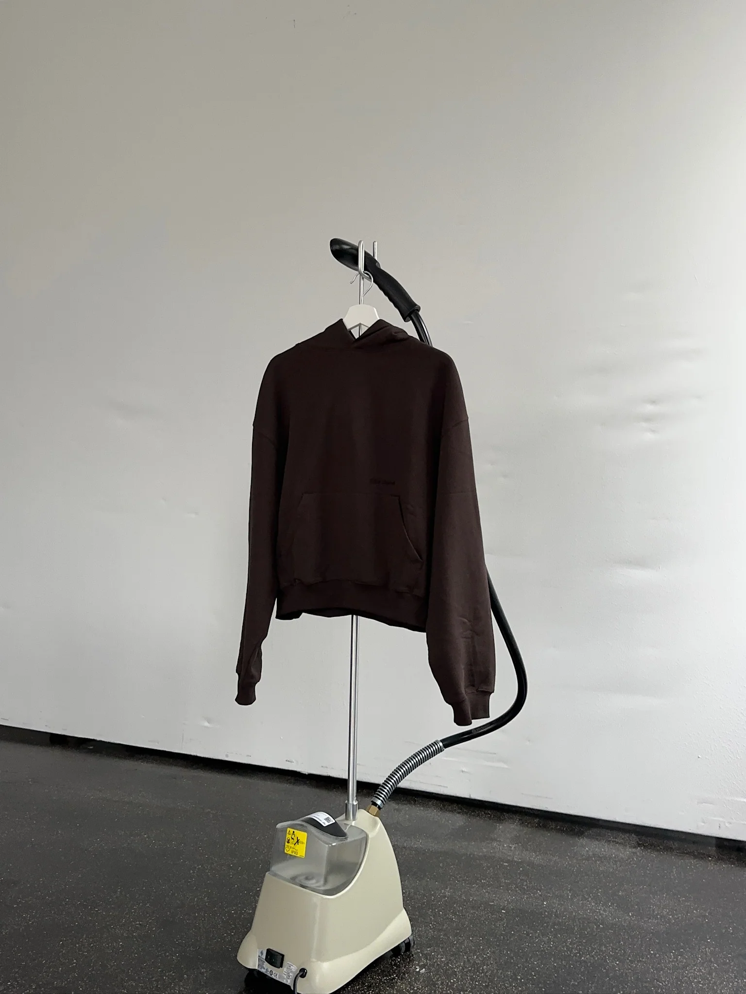 hoodie dark brown - Image 9