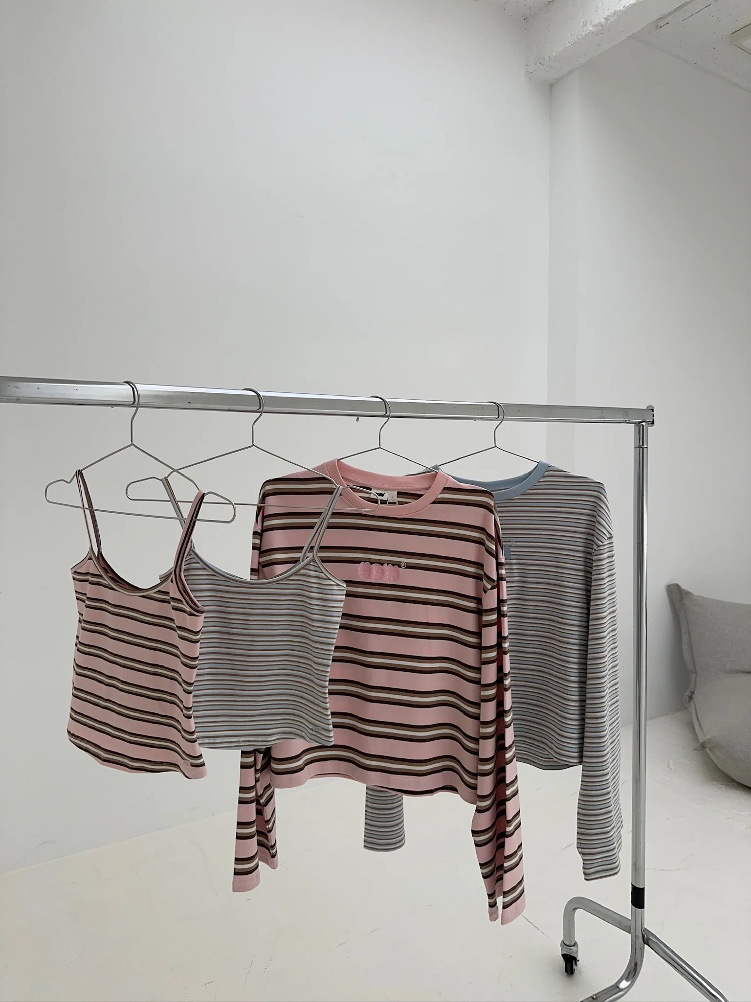 longsleeve duo - Image 3