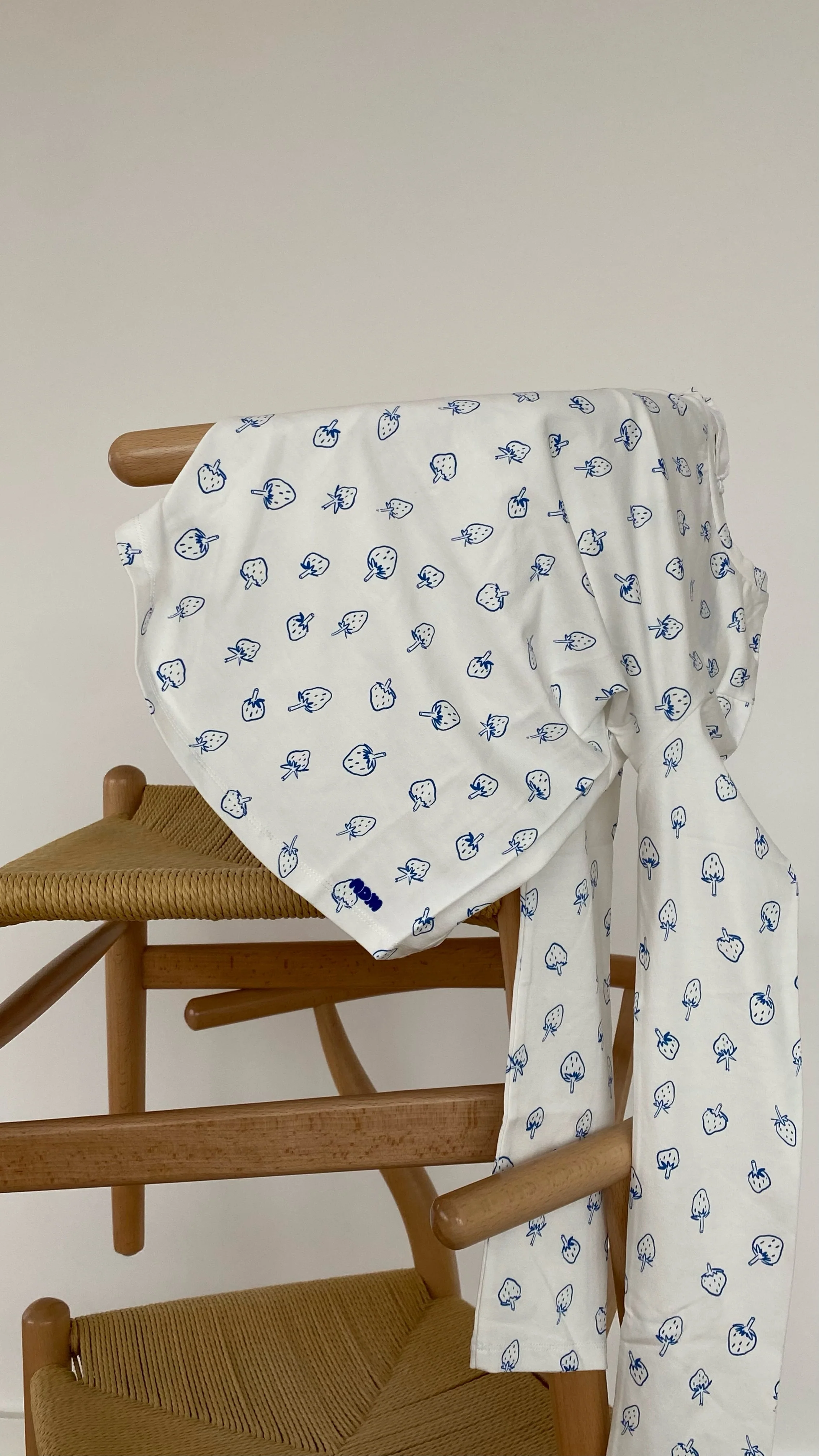 soft longsleeve berries - Image 10