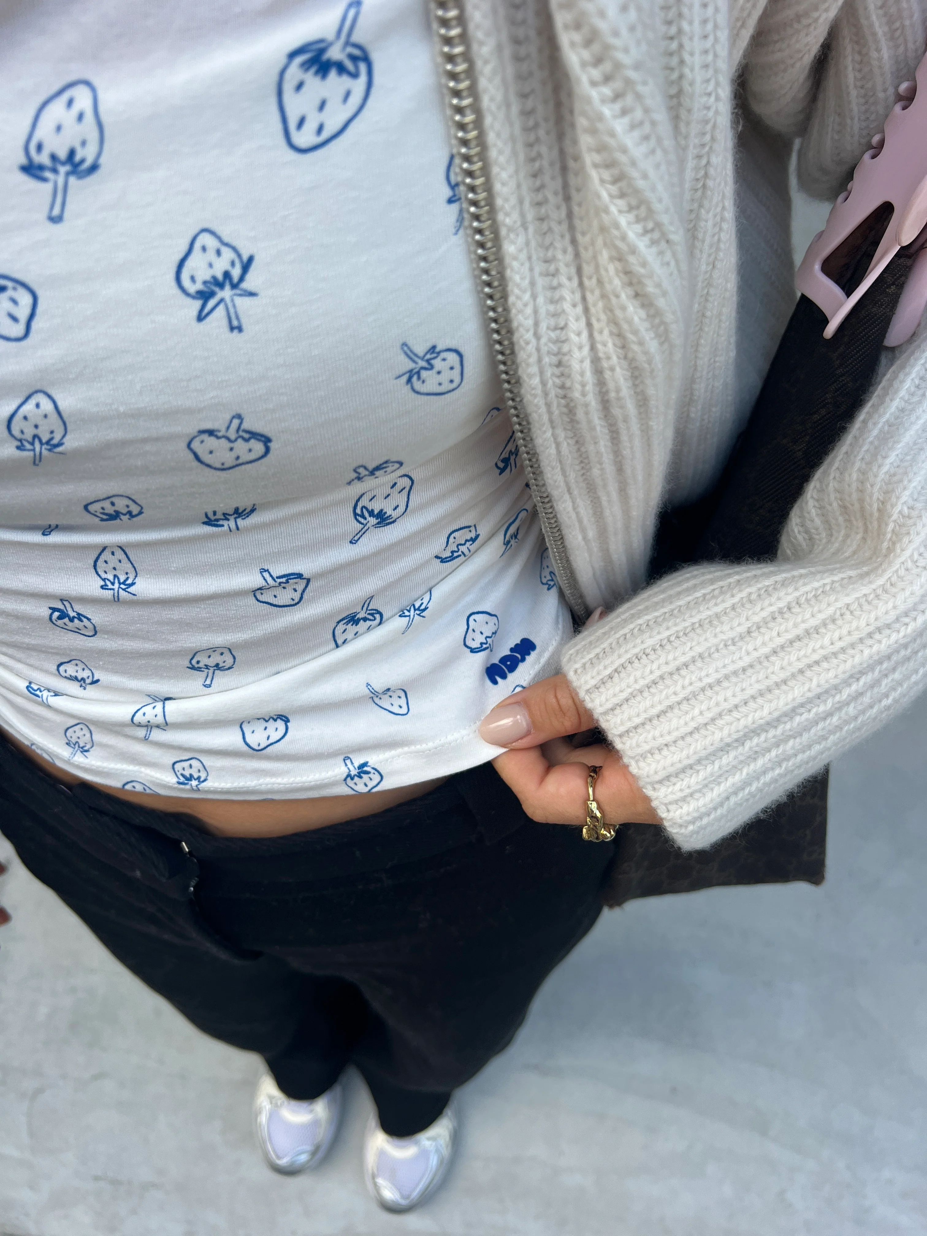 soft longsleeve berries - Image 14