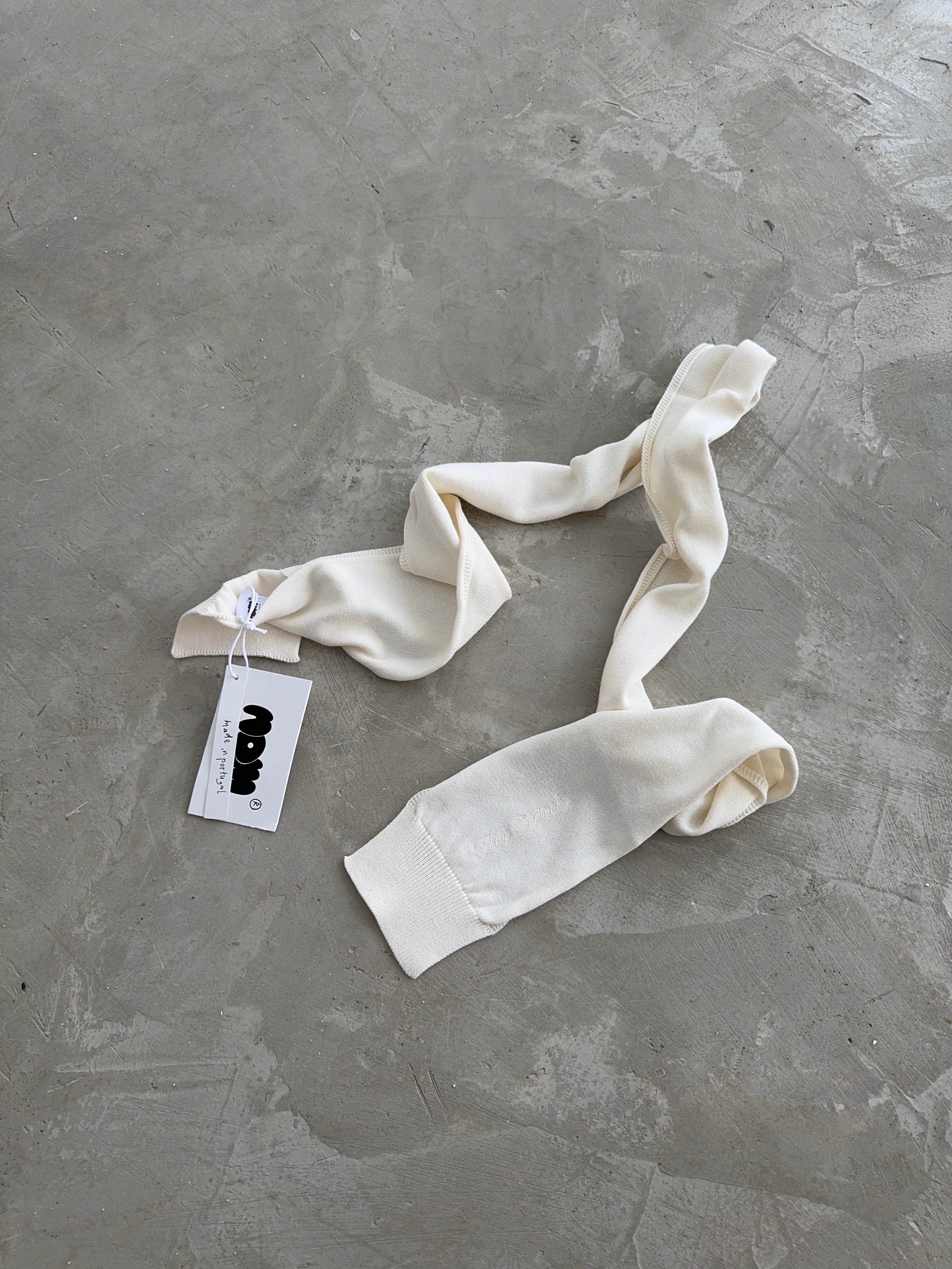 luna light knit scarf oat milk - Image 3
