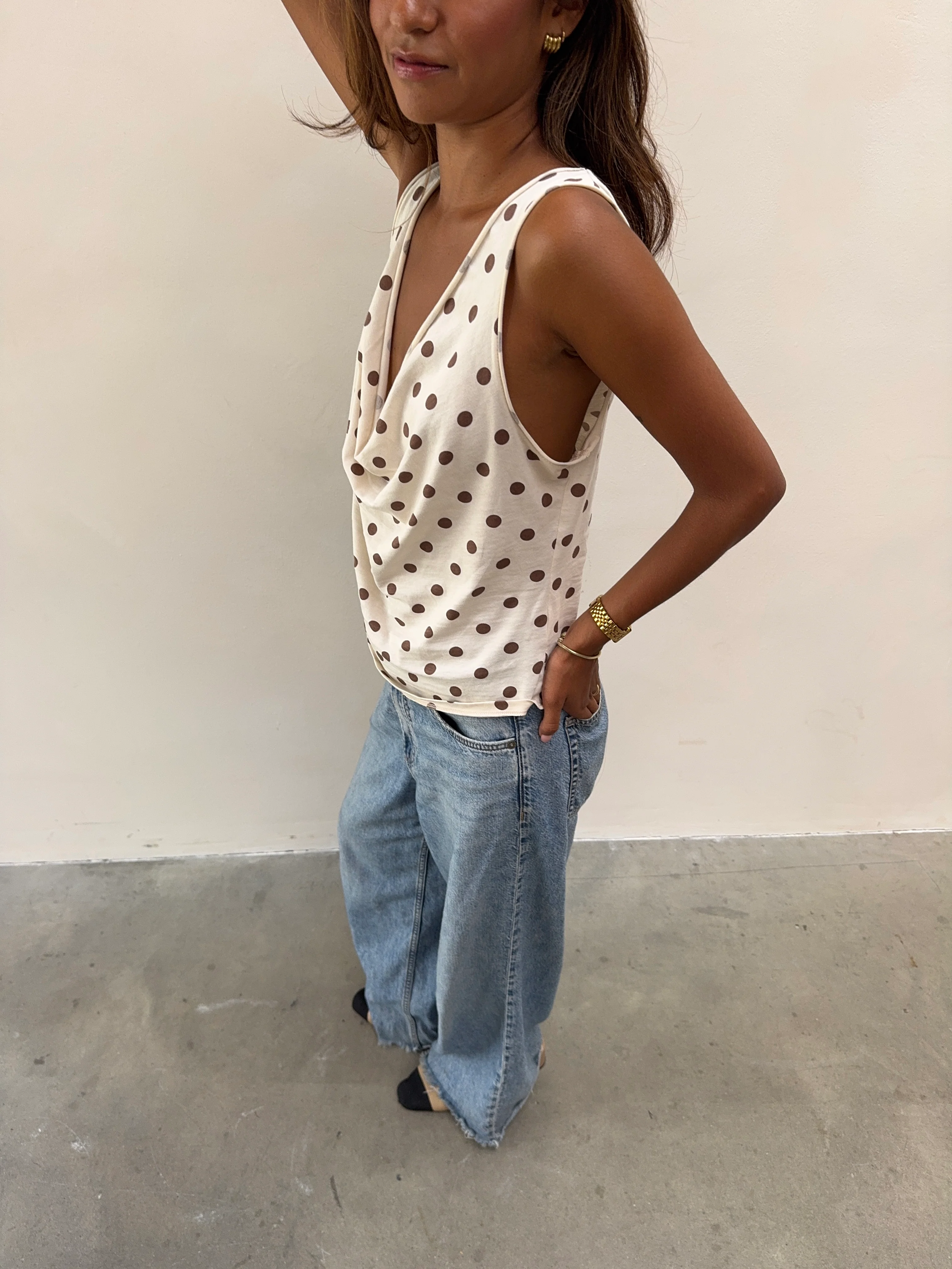 melt top polka dots brown - Image 10