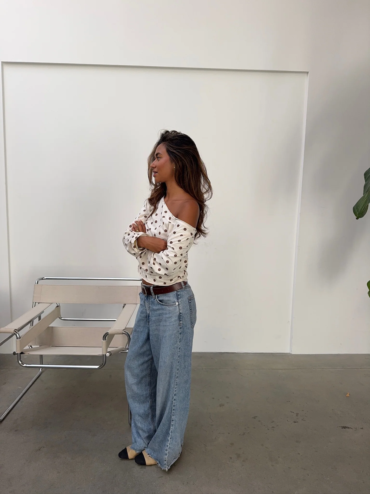 offshoulder longsleeve polka dots - Image 10