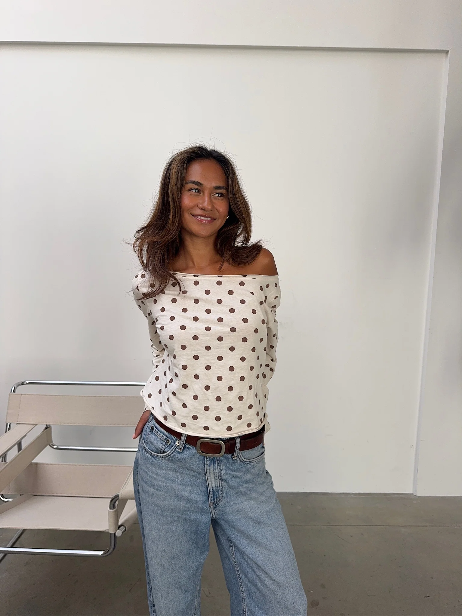 offshoulder longsleeve polka dots - Image 4