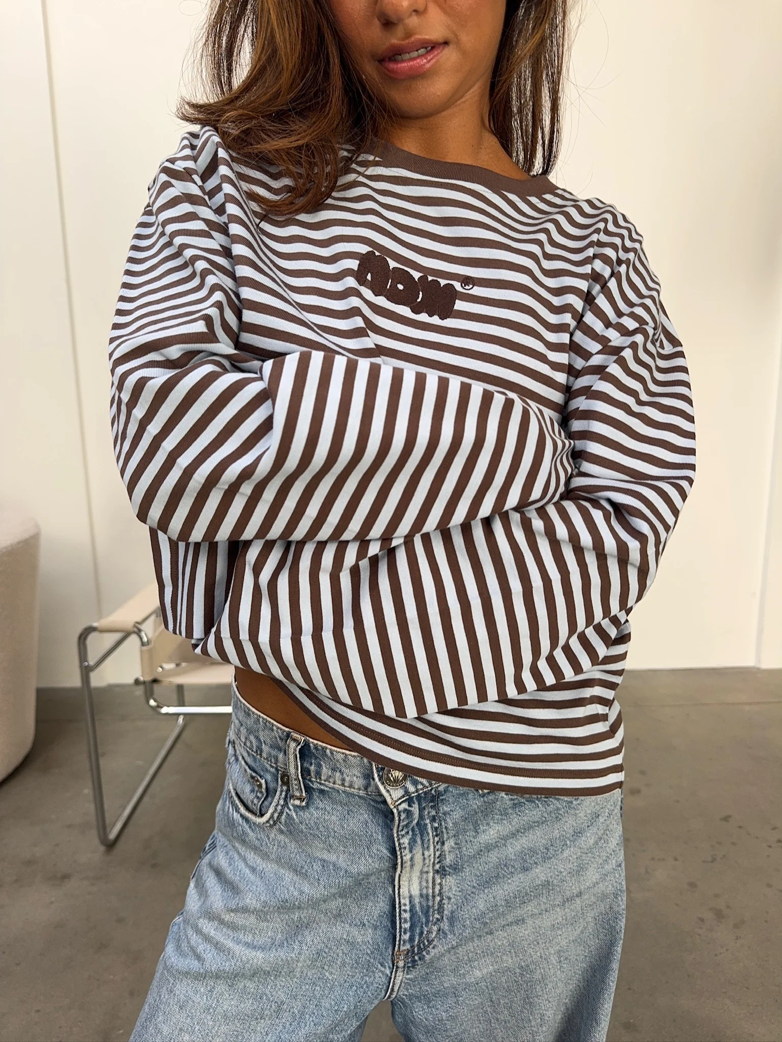 oversized longsleeve babyblue brown stripes - Image 4