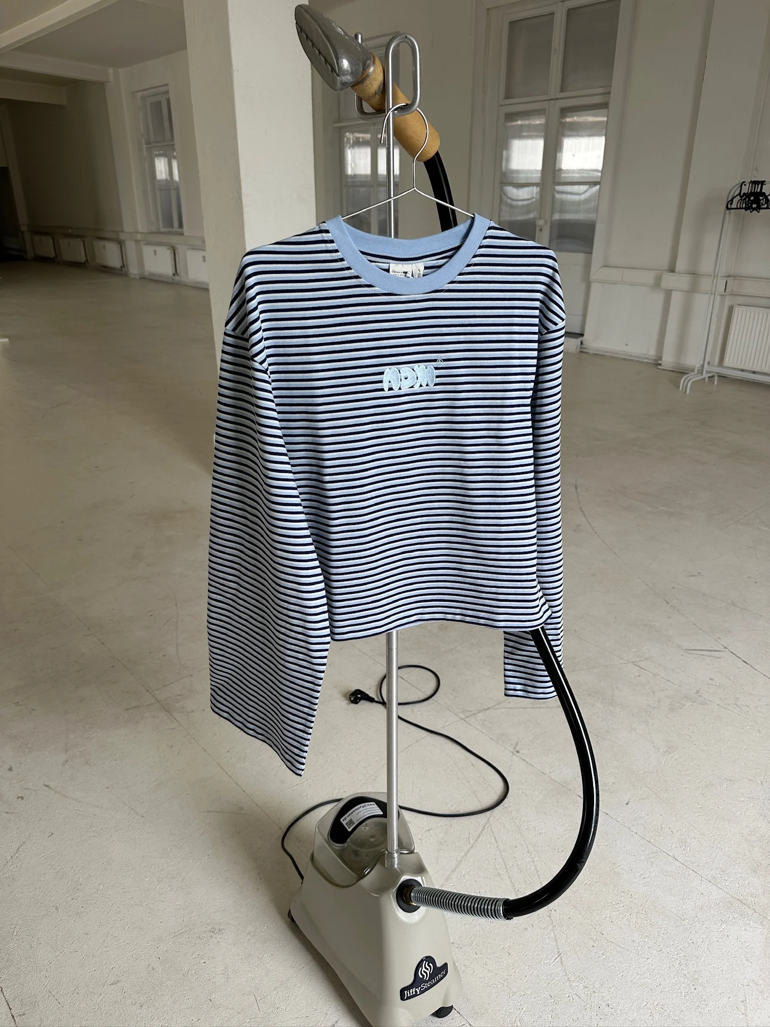 x gesina - oversized longsleeve blue stripes - Image 4
