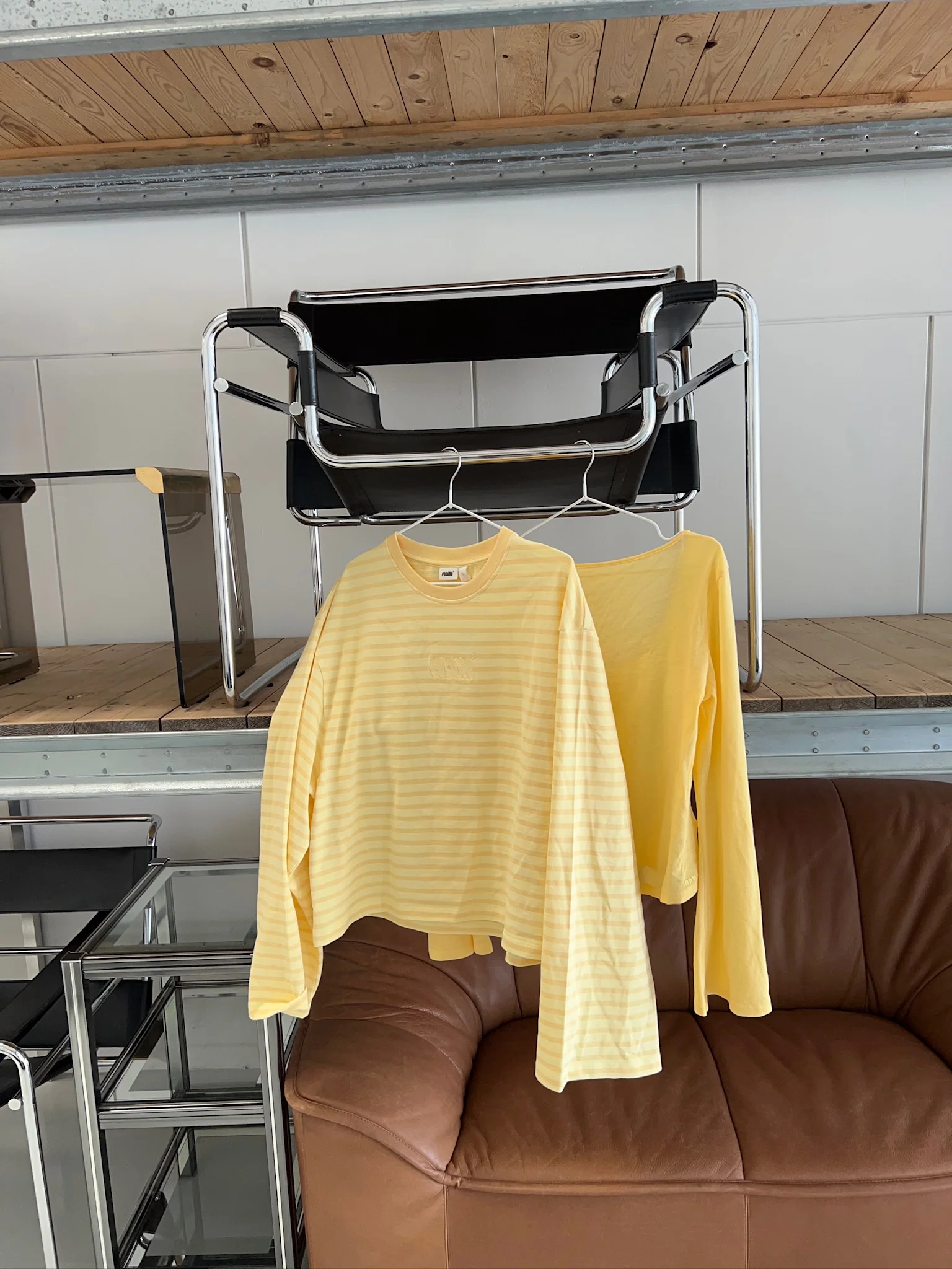 oversized longsleeve butter yellow stripes - Image 11