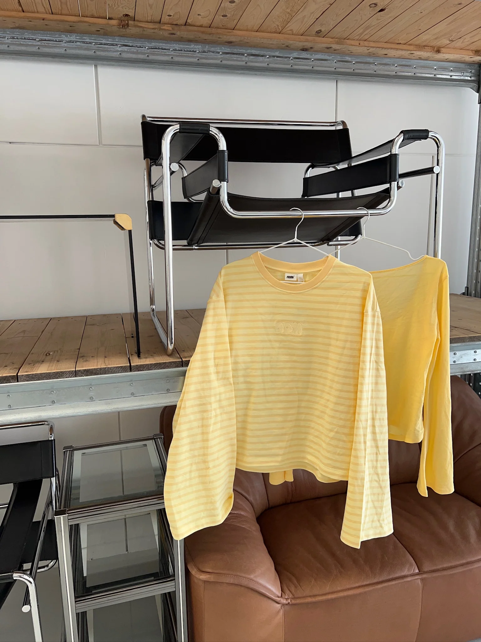 oversized longsleeve butter yellow stripes - Image 15