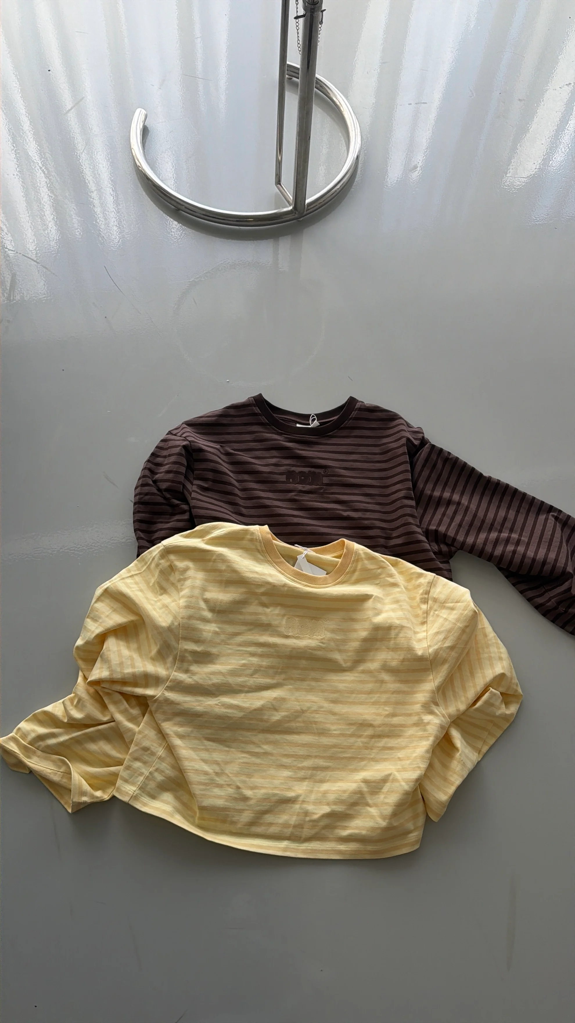oversized longsleeve butter yellow stripes - Image 4