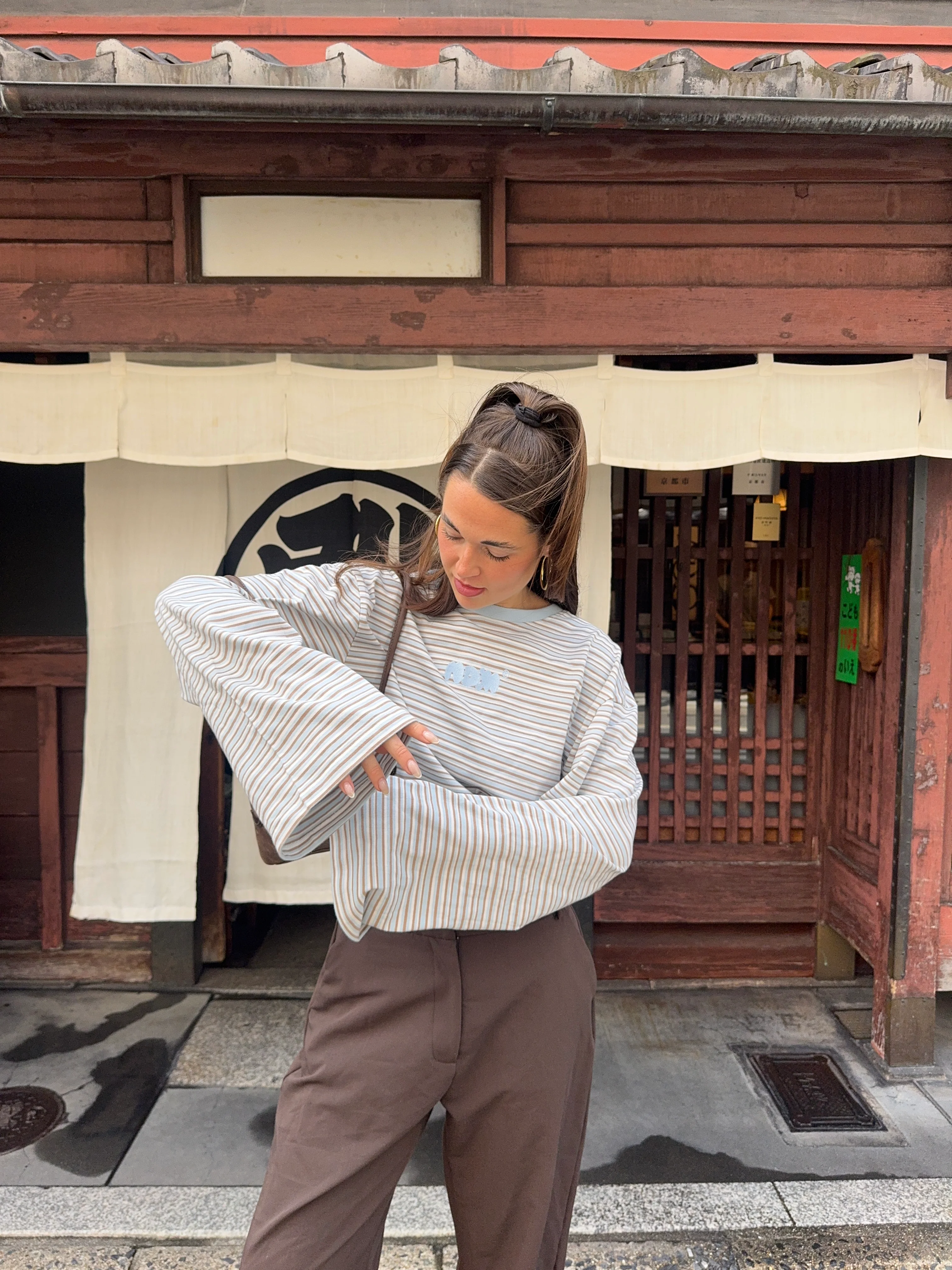 oversized longsleeve cream blue stripes - Image 11