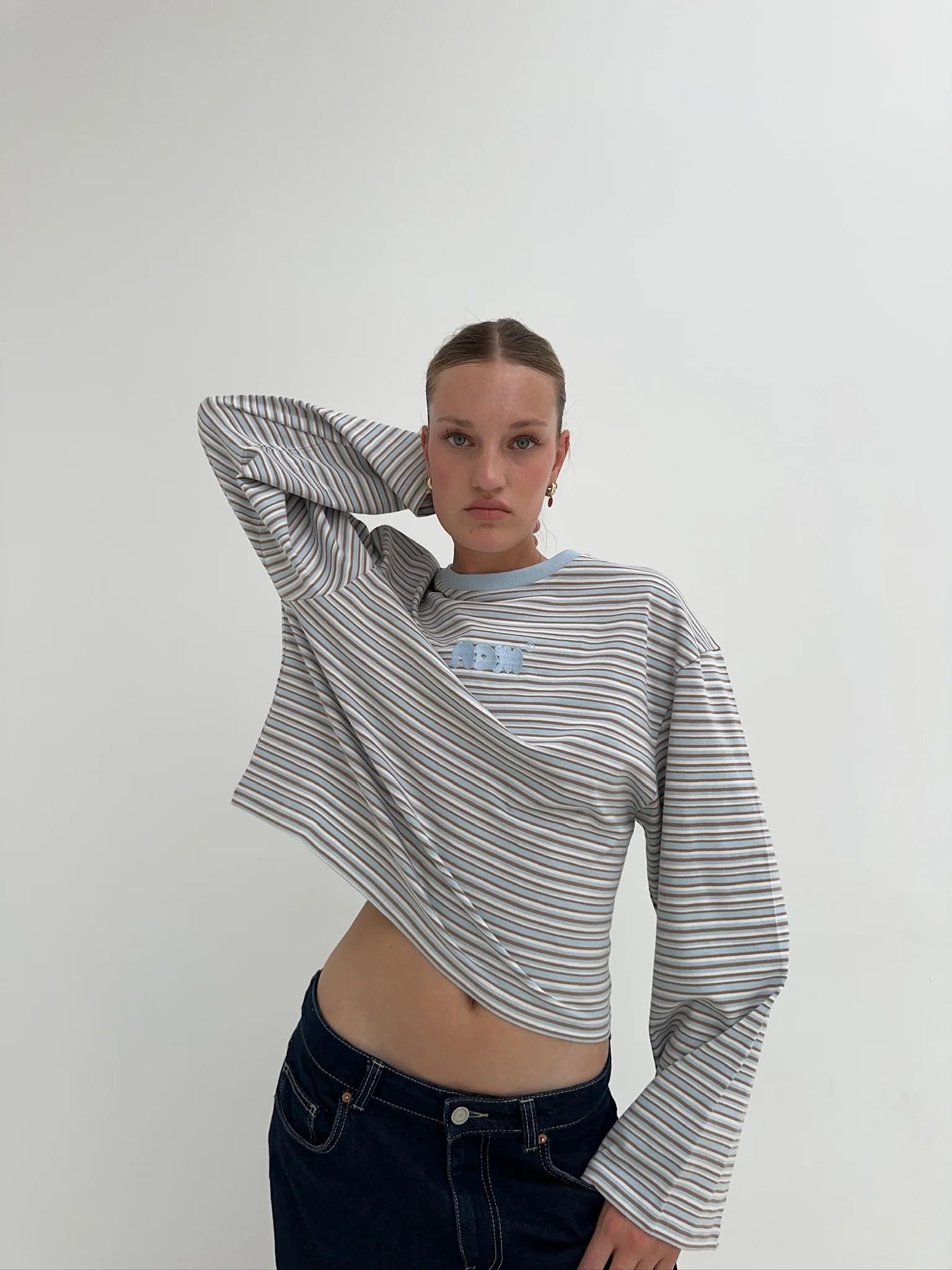 oversized longsleeve cream blue stripes - Image 5