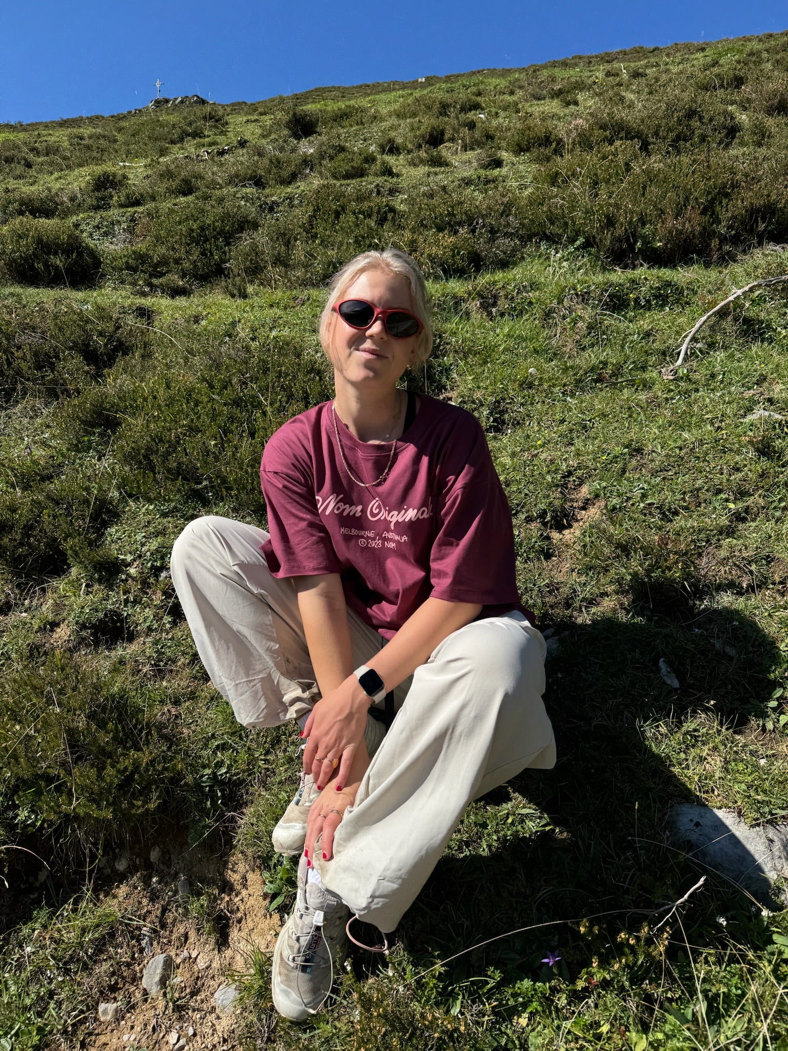 oversized tee burgundy - Image 12
