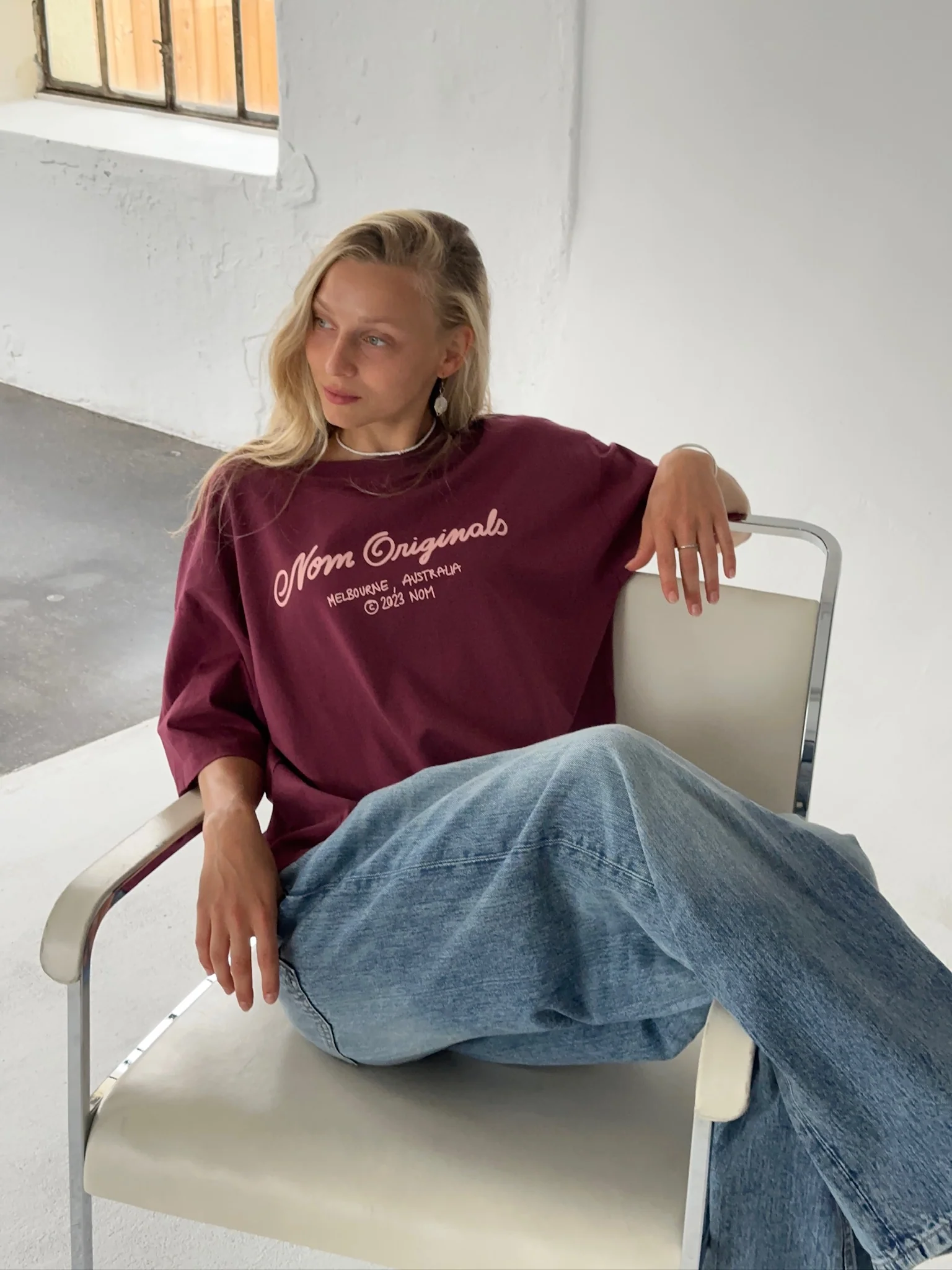oversized tee burgundy - Image 9