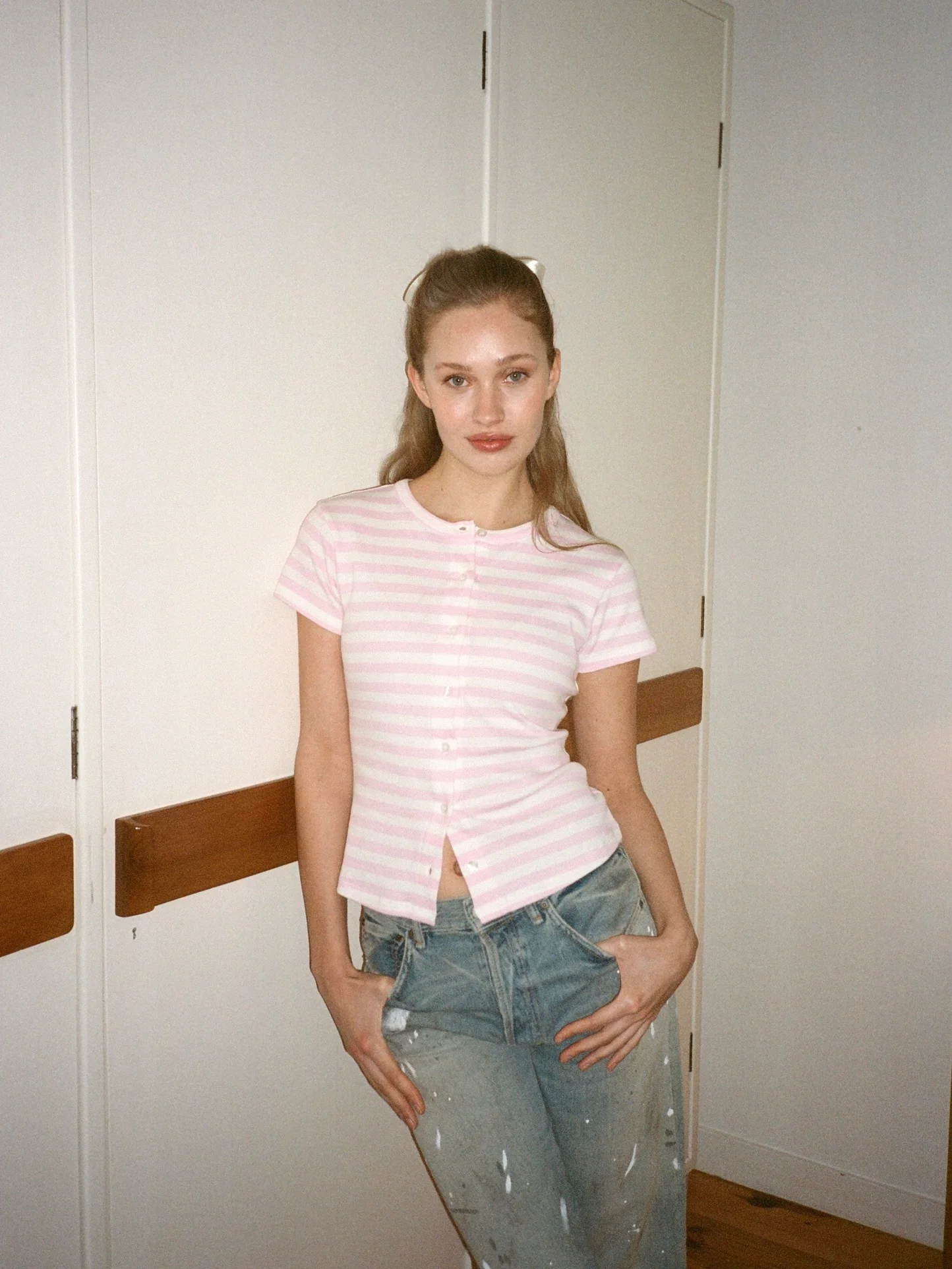 short sleeve cardigan white pink stripes - Image 4