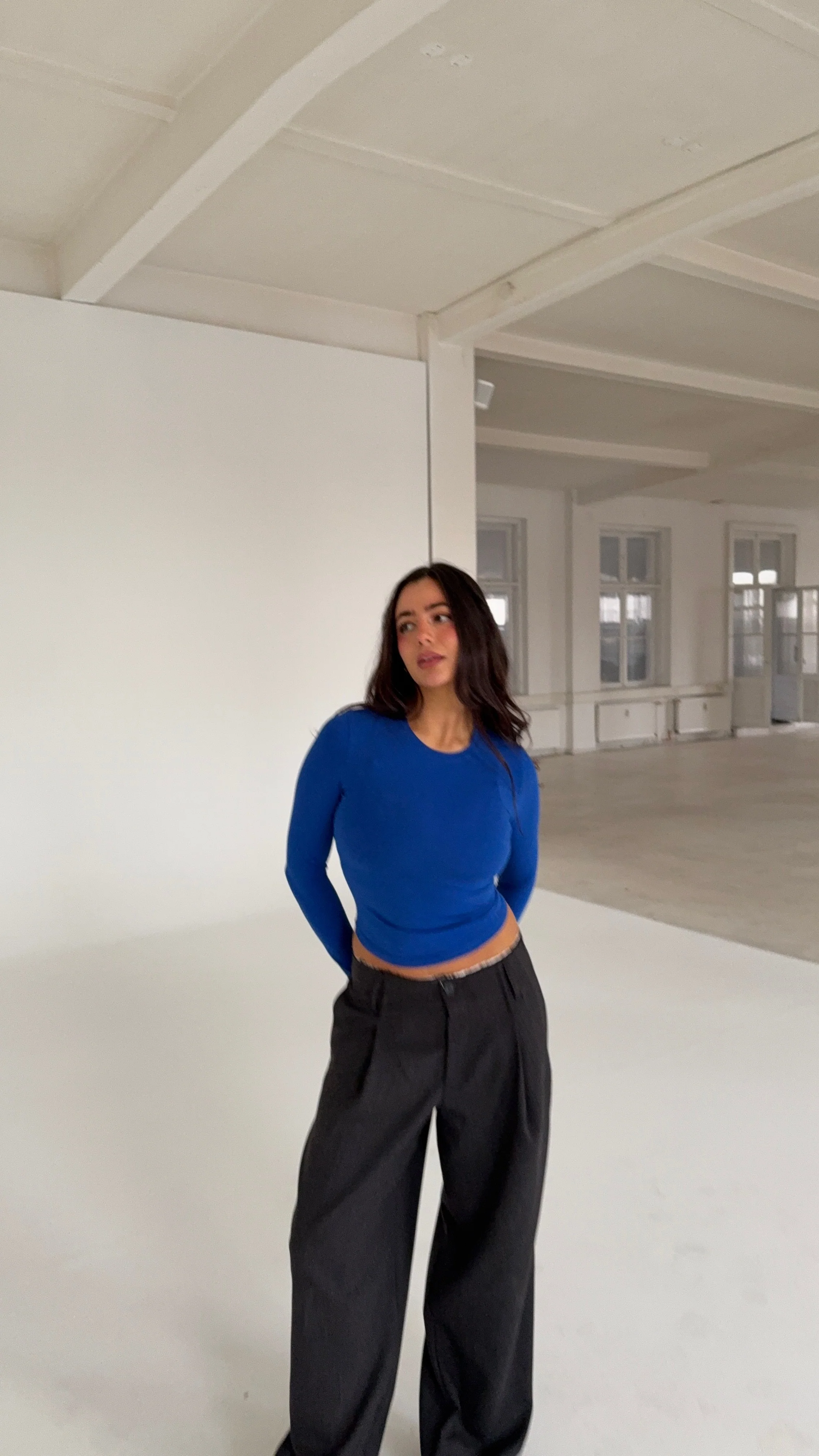 soft longsleeve cobalt blue - Image 5