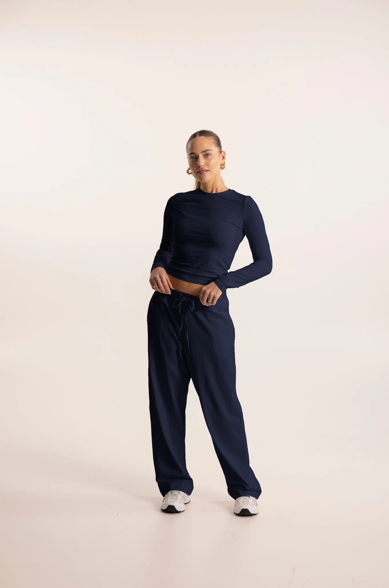 soft longsleeve long deep blue - Image 8