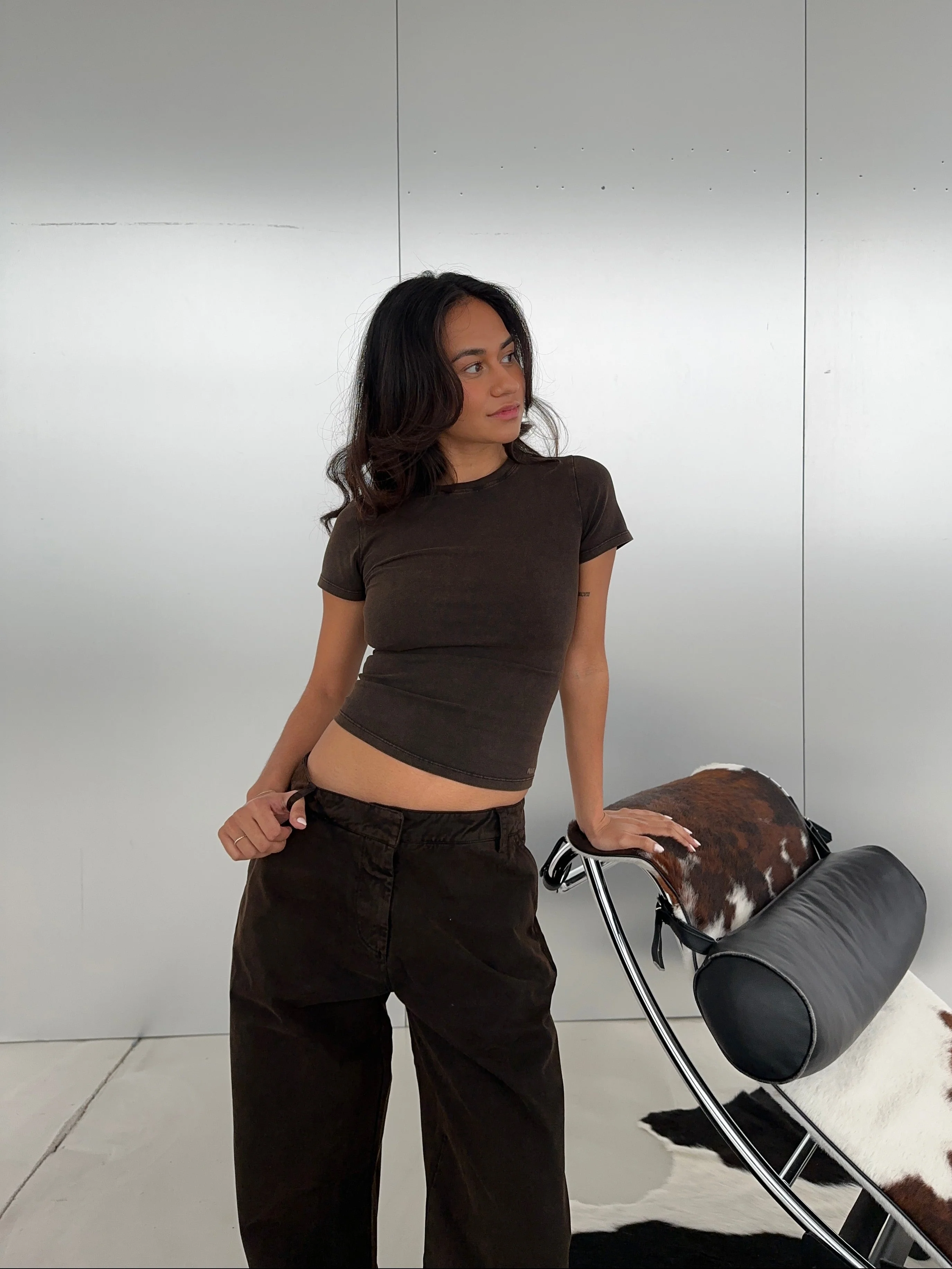 soft tee long brown wash - Image 8