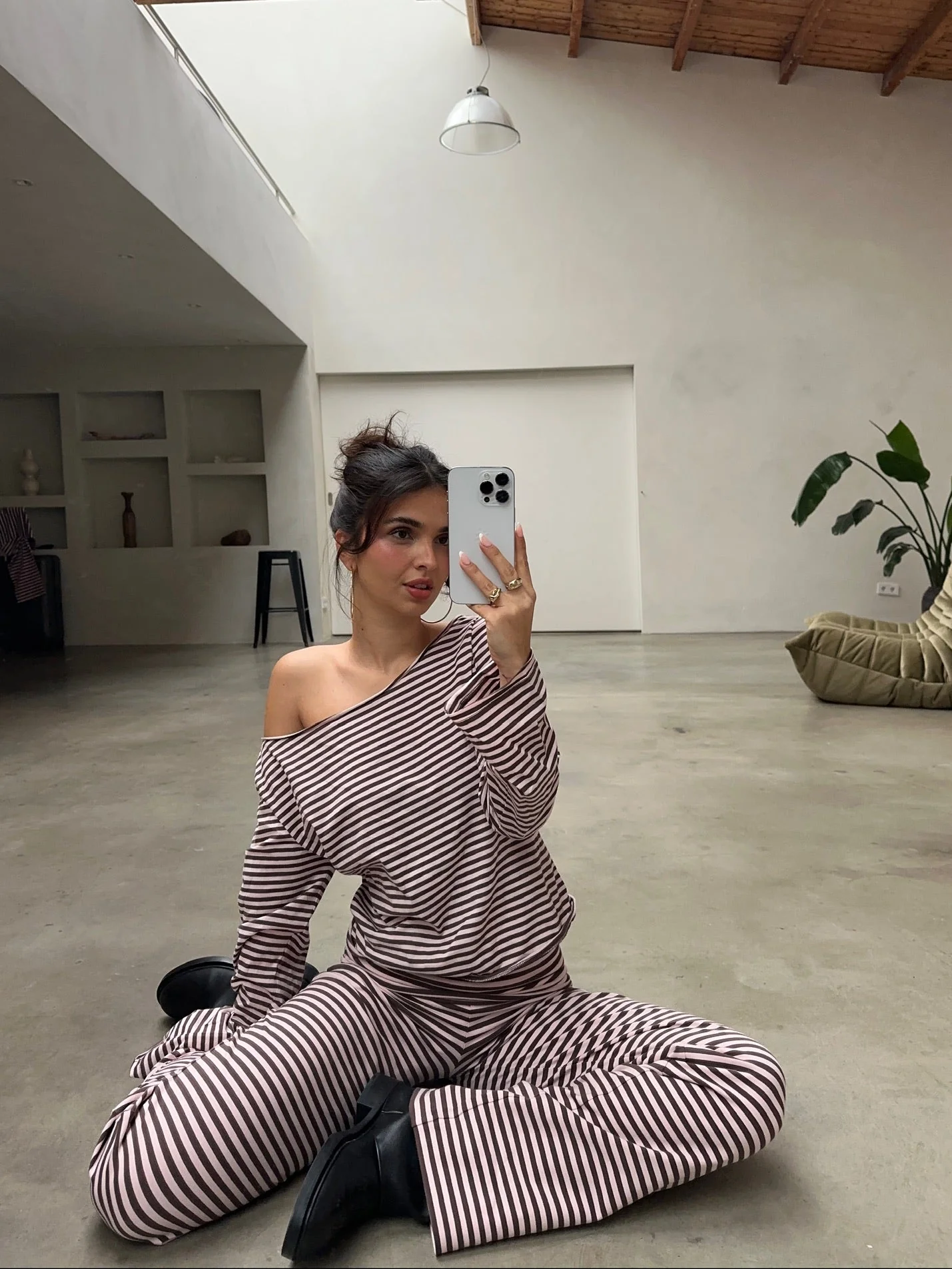 strawberry chocolate offshoulder longsleeve set + hairband - Image 3