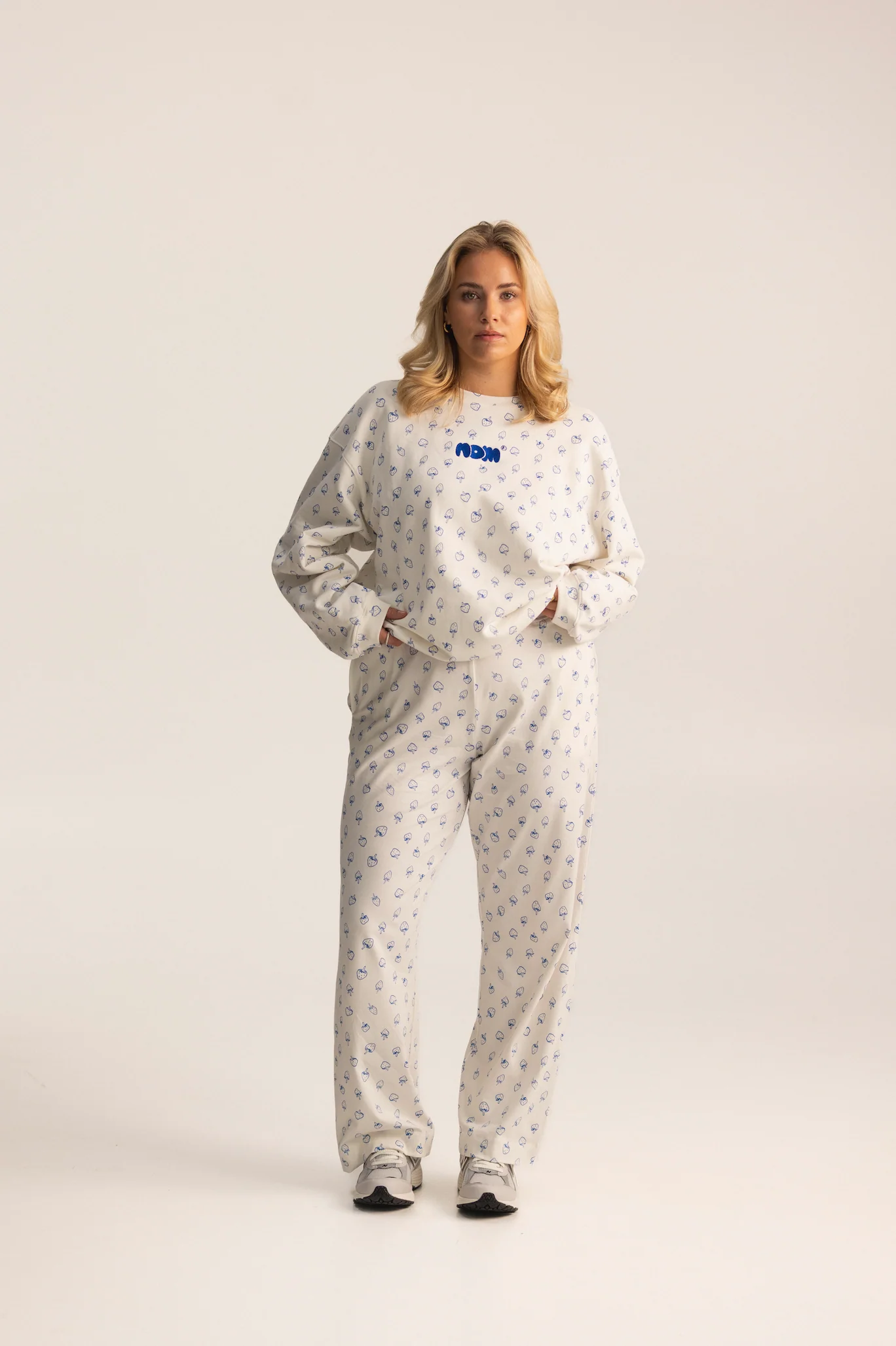 sweater berries - Image 5