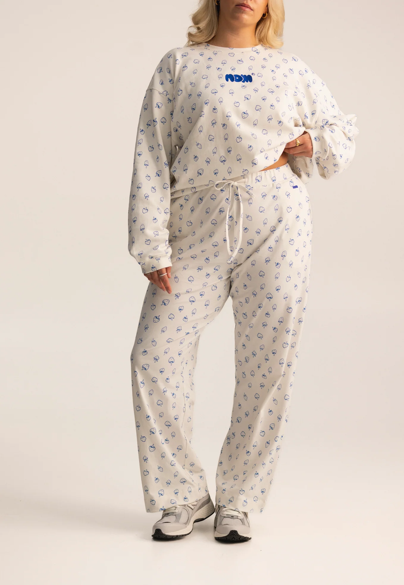 sweater berries - Image 6