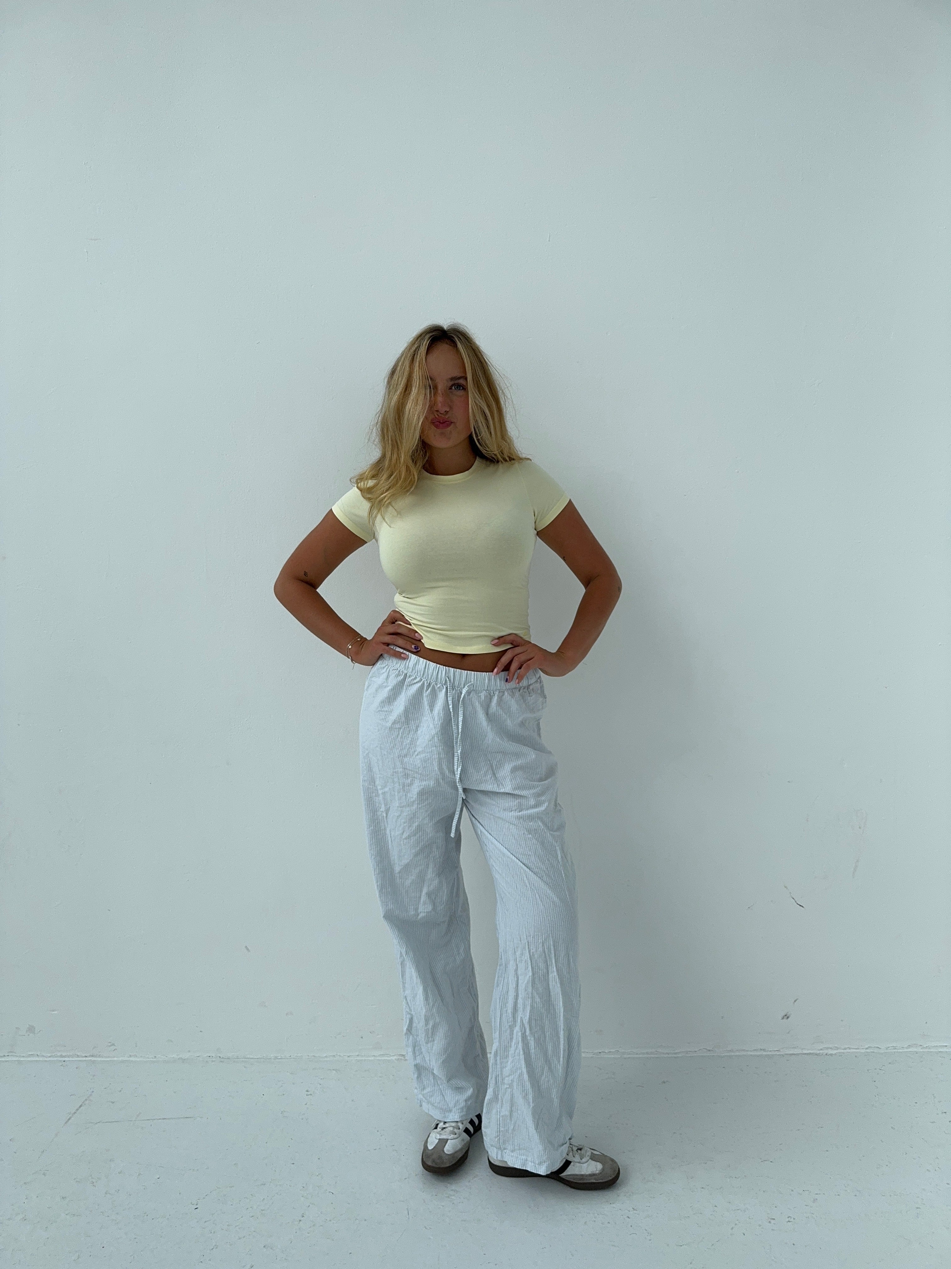 soft tee light yellow - Image 6