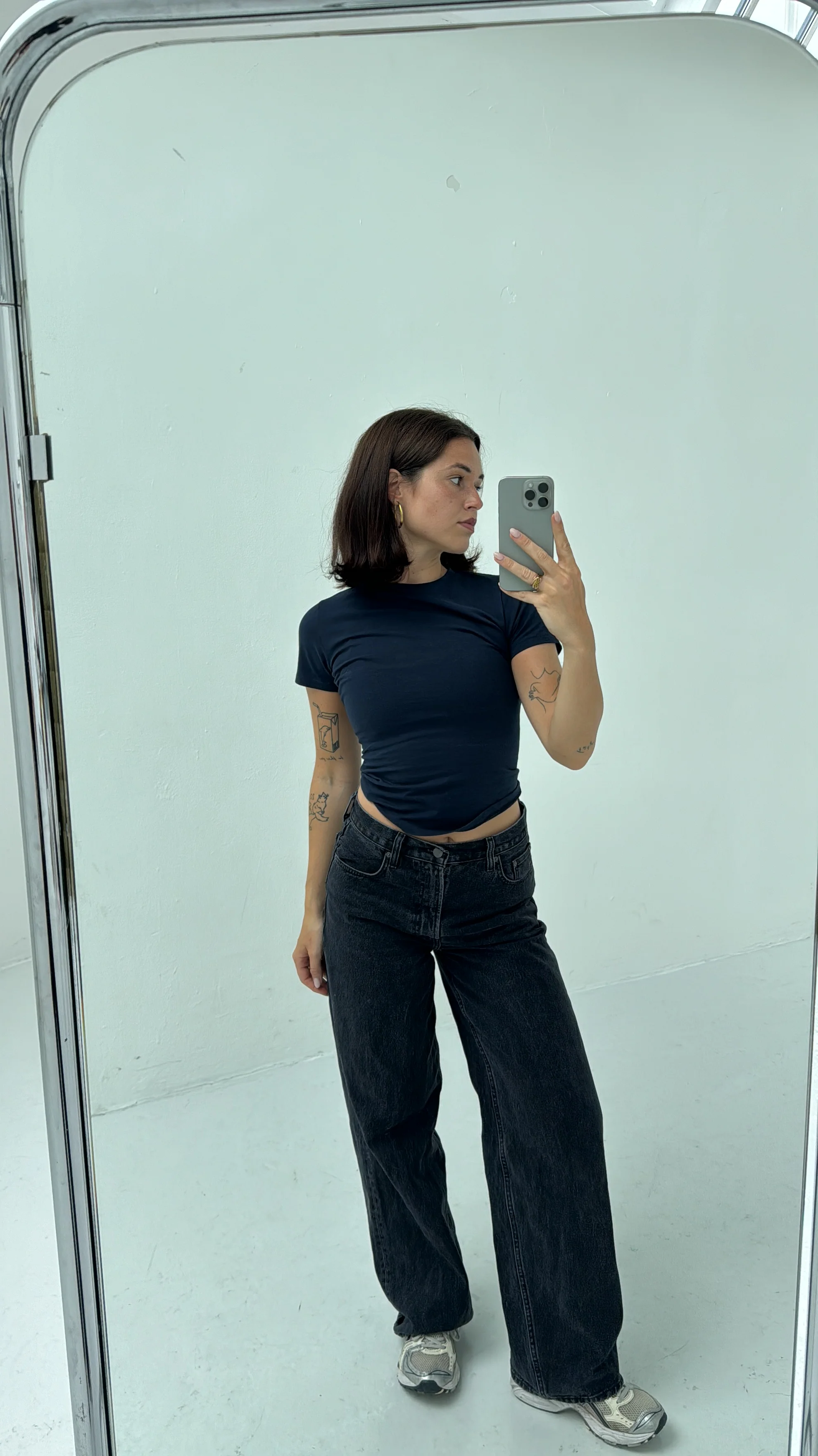 soft tee long deep blue - Image 10
