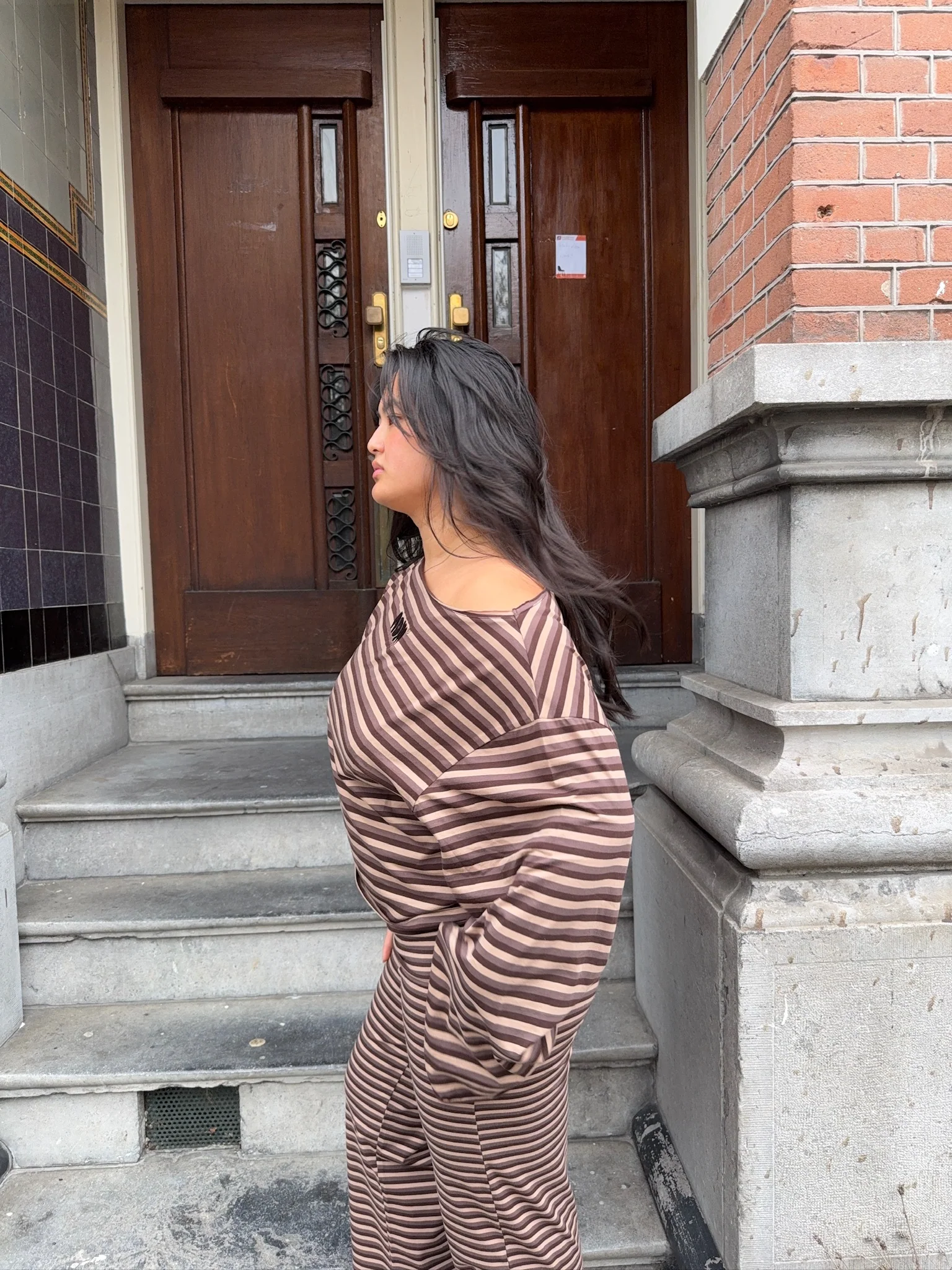 wide neck oversized longsleeve brown stripes - Image 5