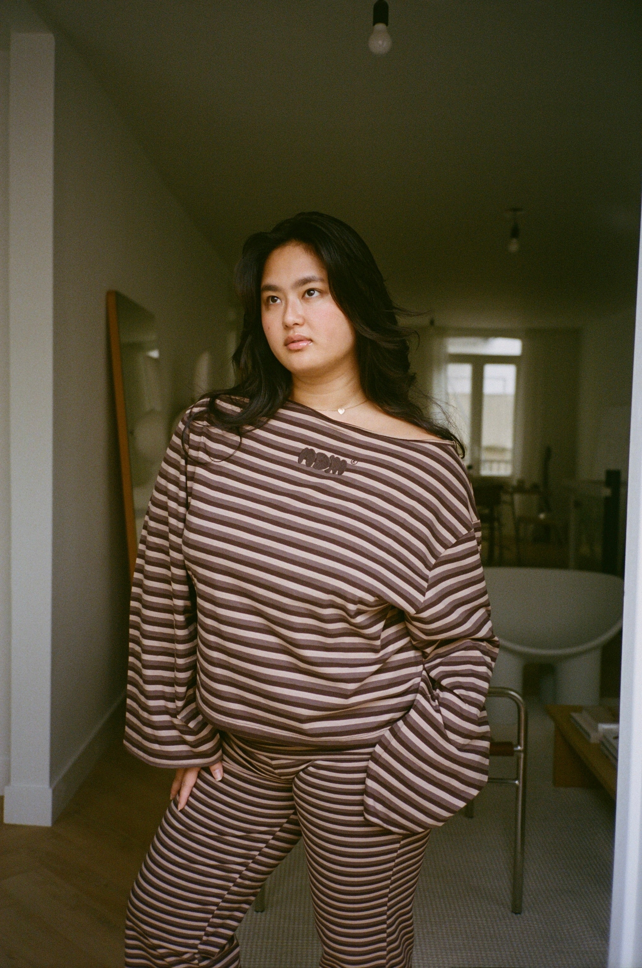 wide neck oversized longsleeve brown stripes - Image 6