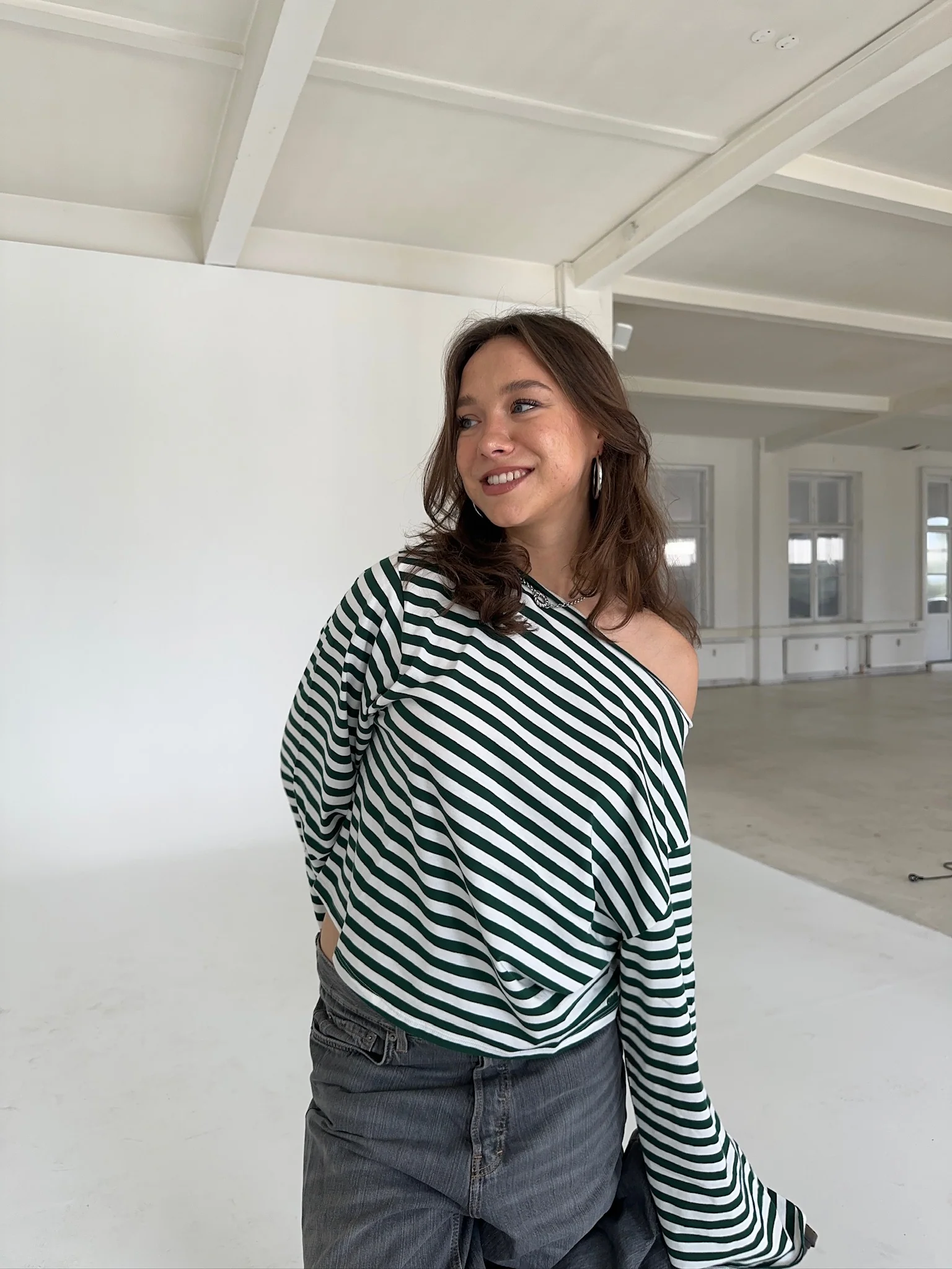 x she's talking - wide neck oversized longsleeve - Image 9